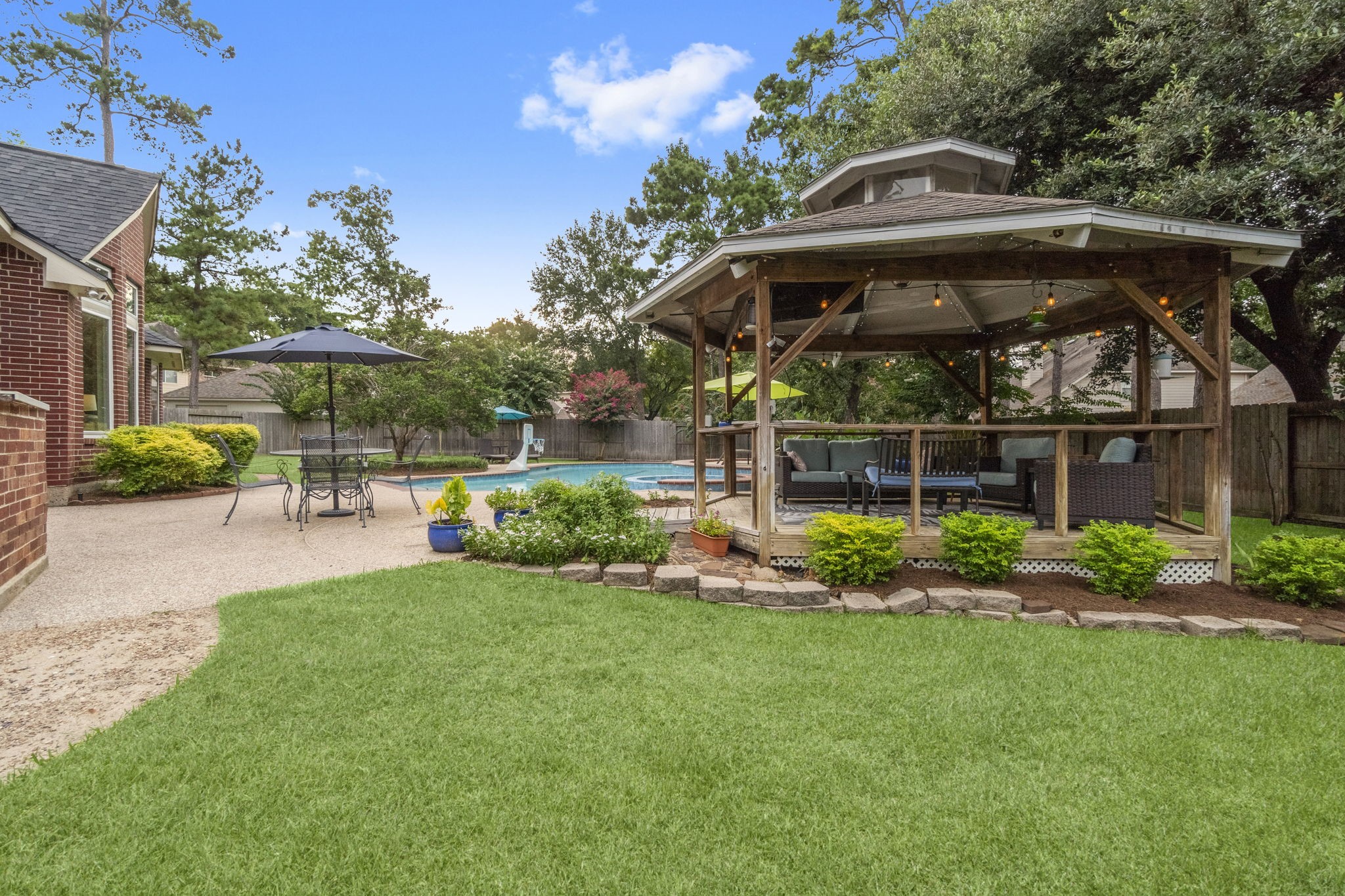 22 Royal Ridge Place Property Photo 43