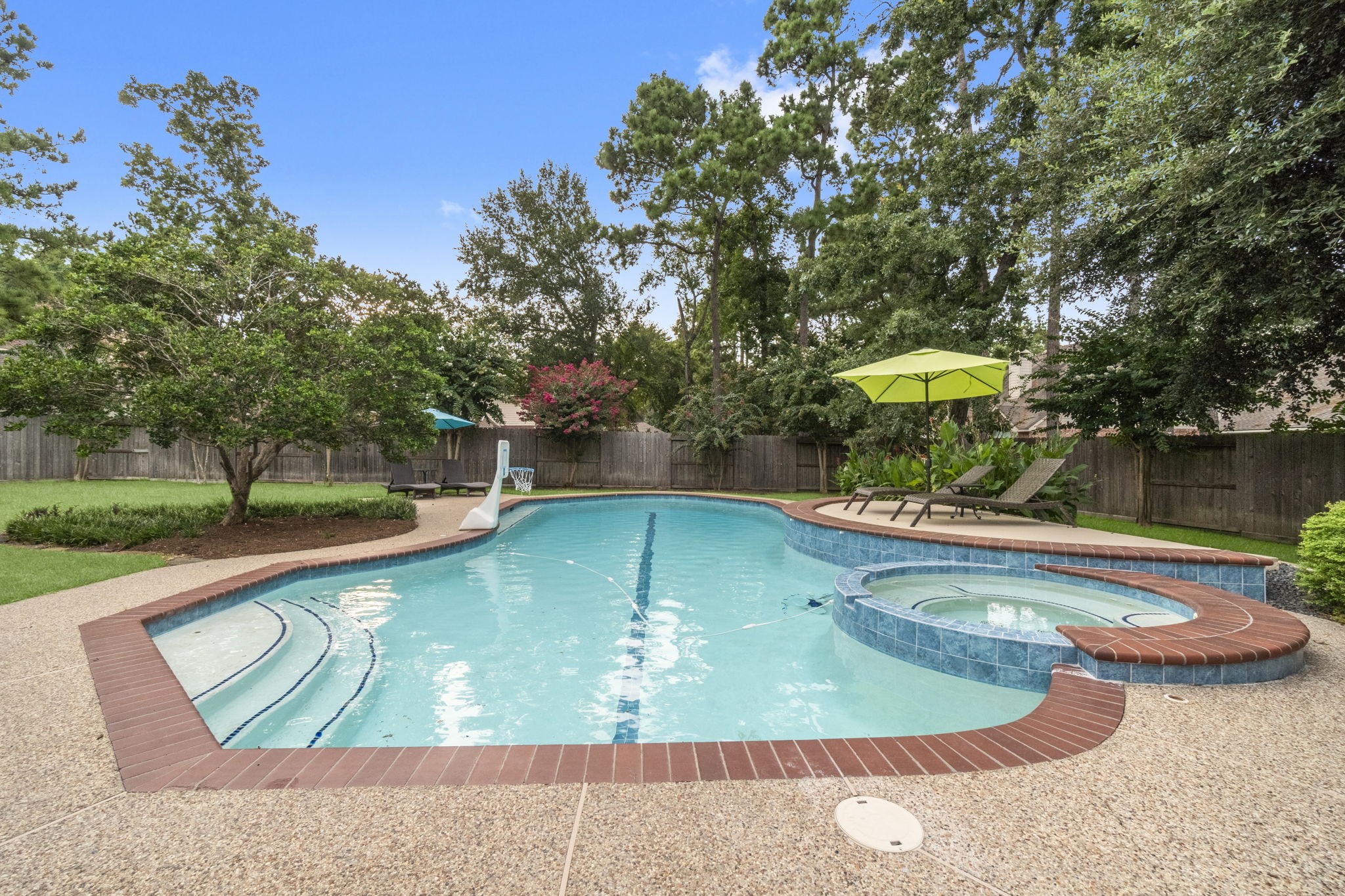 22 Royal Ridge Place Property Photo 44