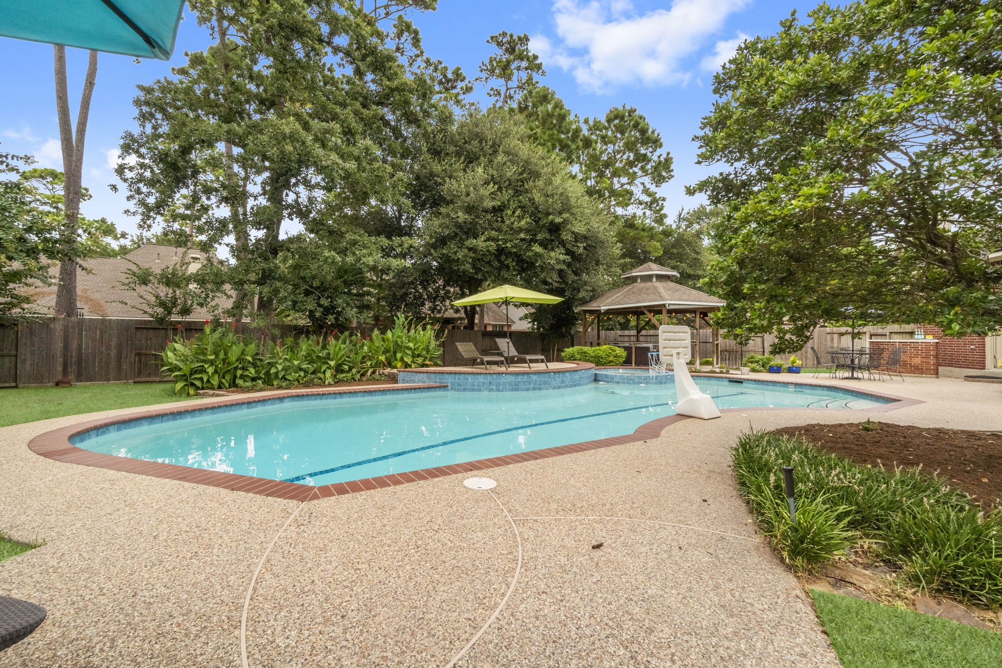 22 Royal Ridge Place Property Photo 47