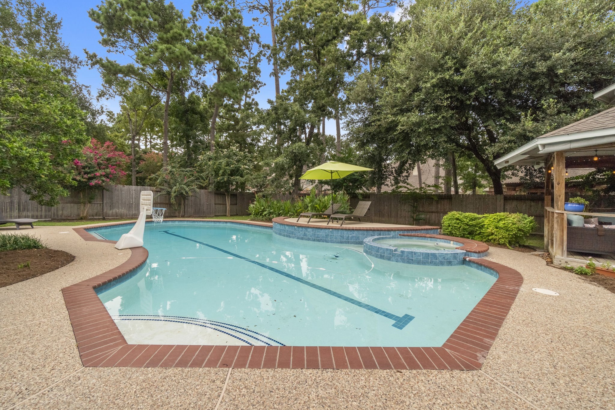 22 Royal Ridge Place Property Photo 48