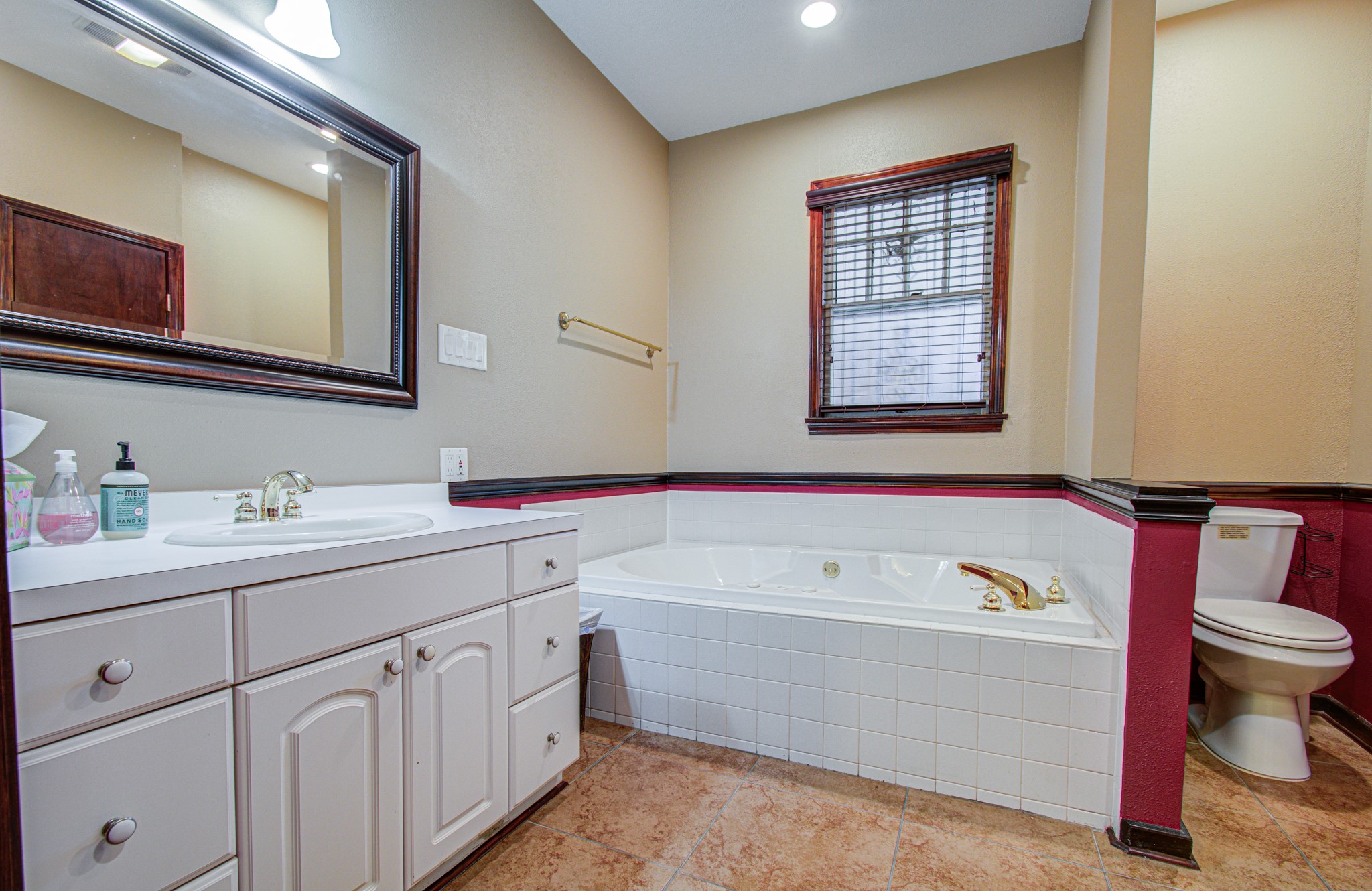 4505 Caroline Street Property Photo 19