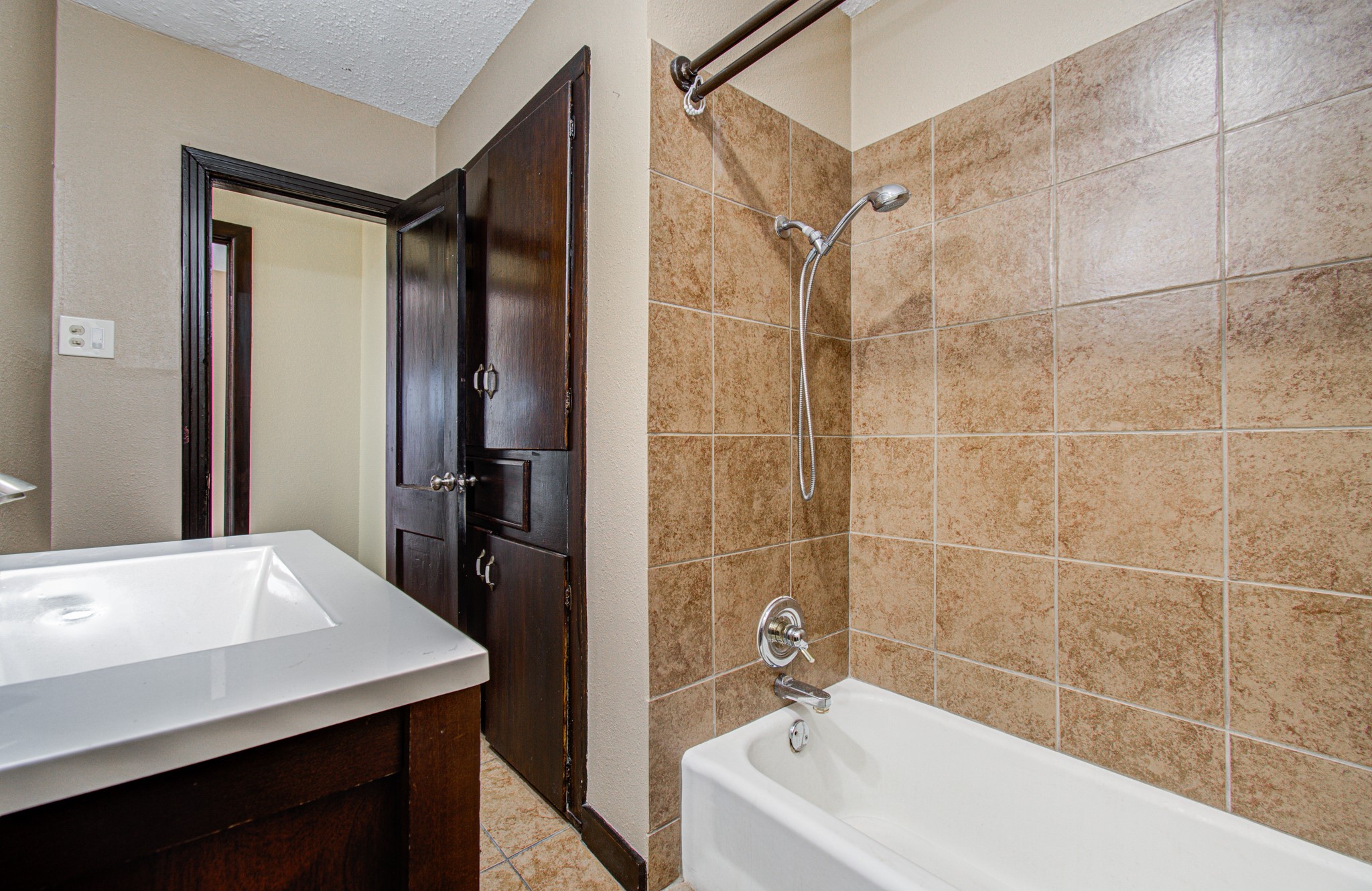4505 Caroline Street Property Photo 45