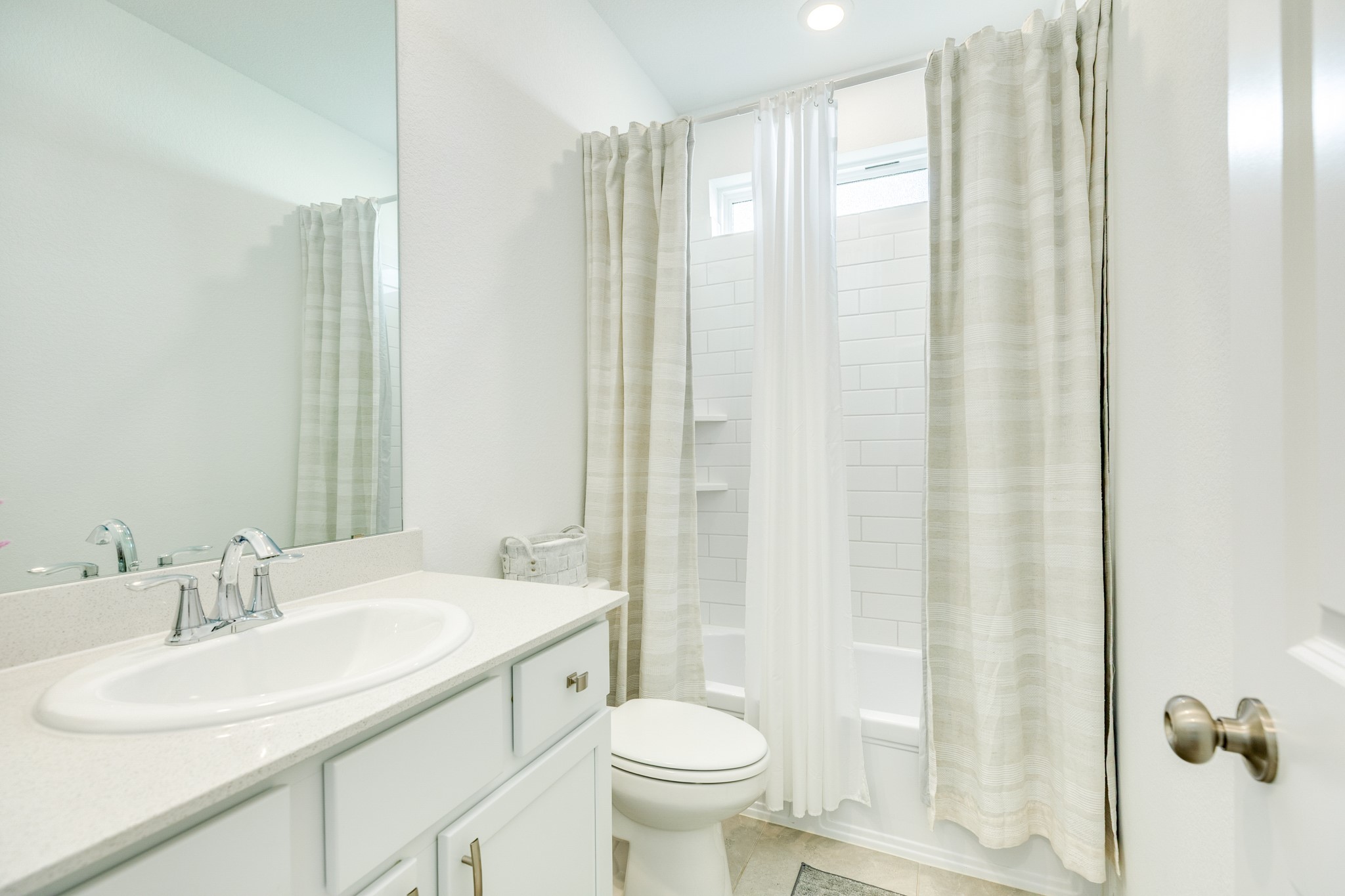 2618 Jasper Oaks Drive Property Photo 9