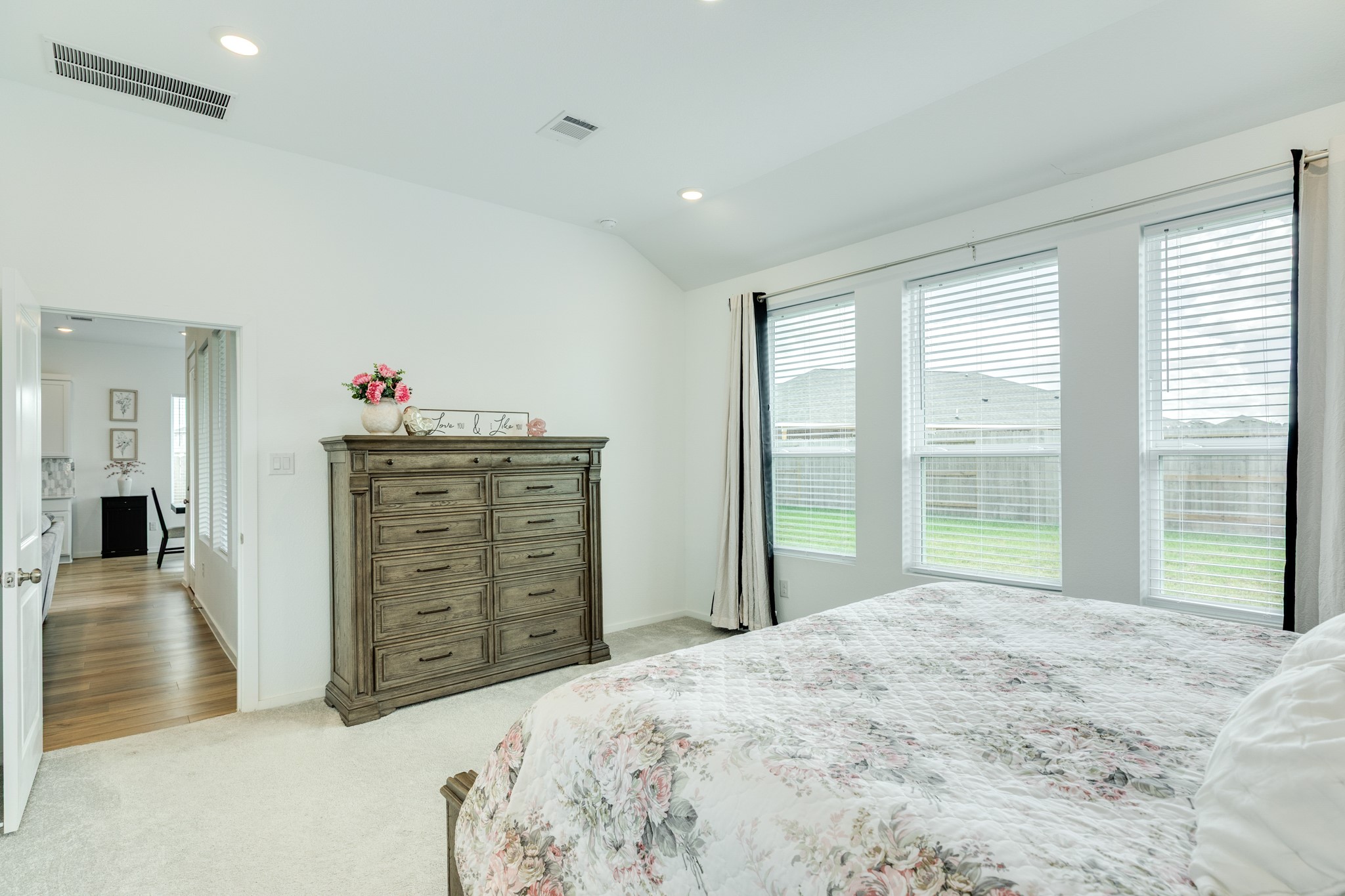 2618 Jasper Oaks Drive Property Photo 21