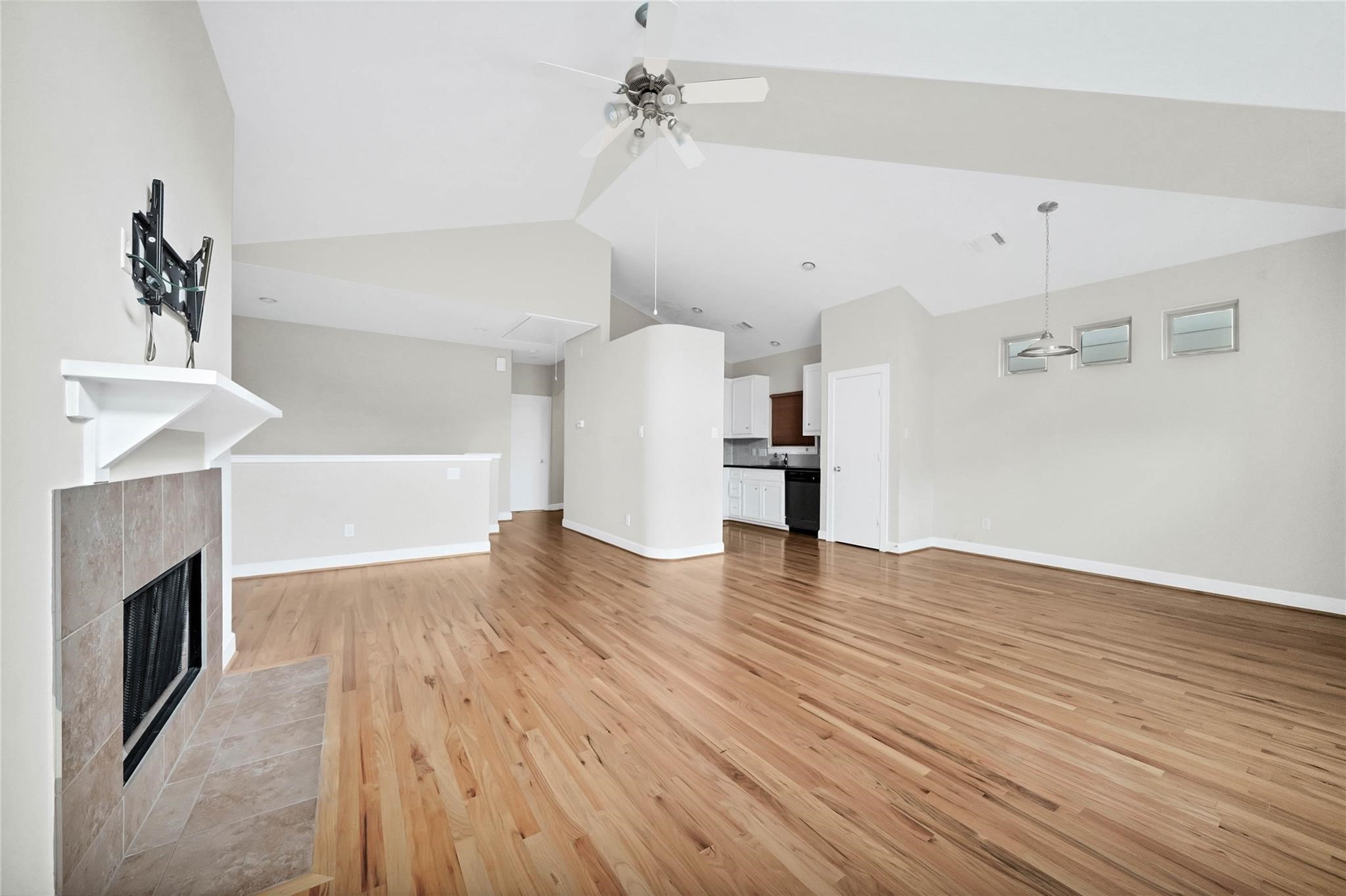 3633 Main Plaza Drive Property Photo 8