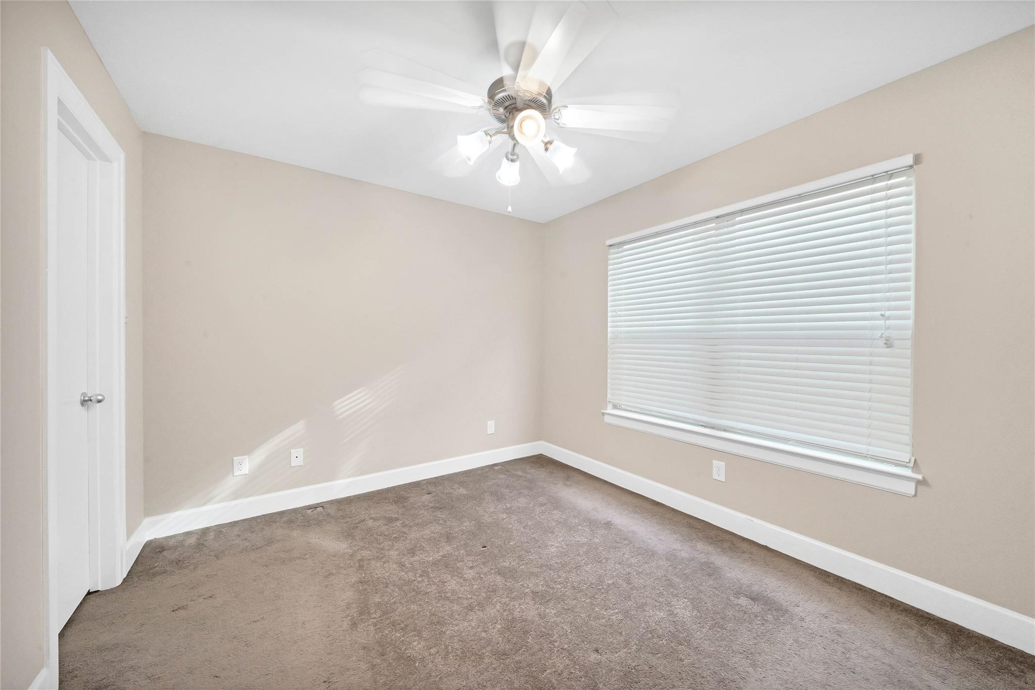 3633 Main Plaza Drive Property Photo 13