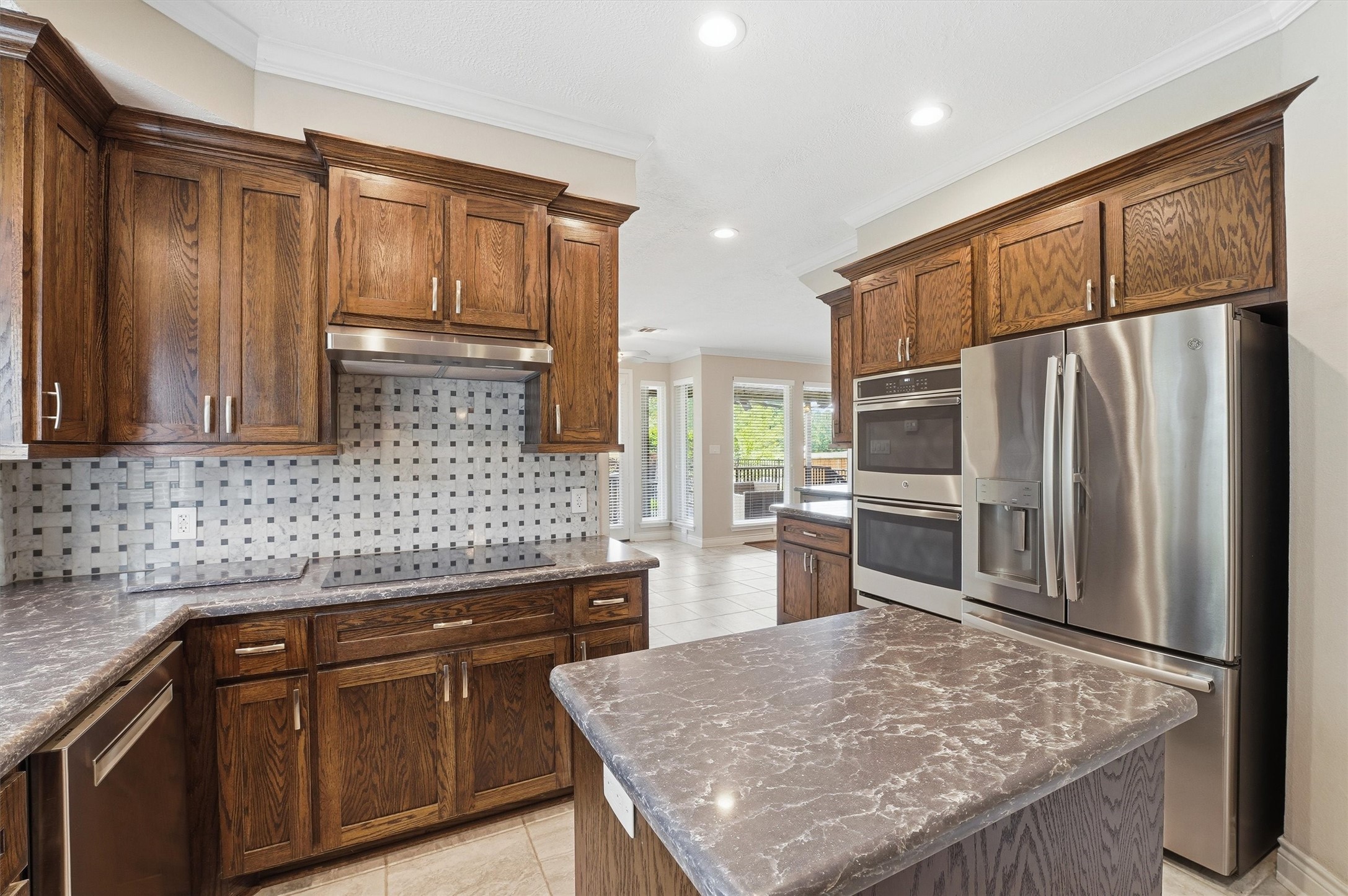 2023 Forest Garden Drive Property Photo 15