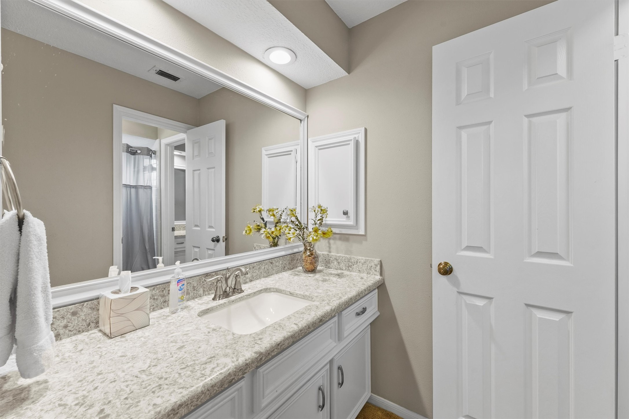 2023 Forest Garden Drive Property Photo 32