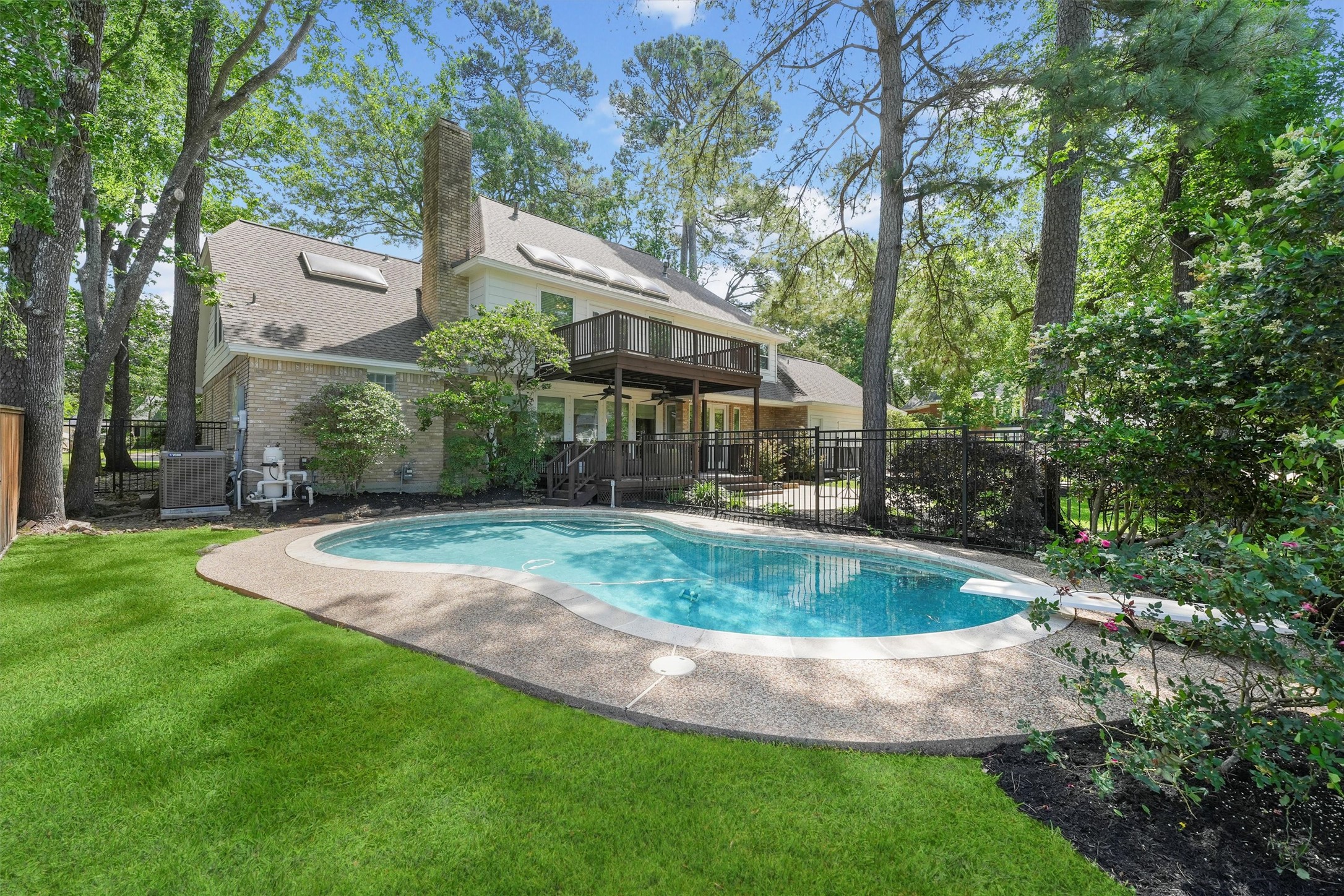 2023 Forest Garden Drive Property Photo 43