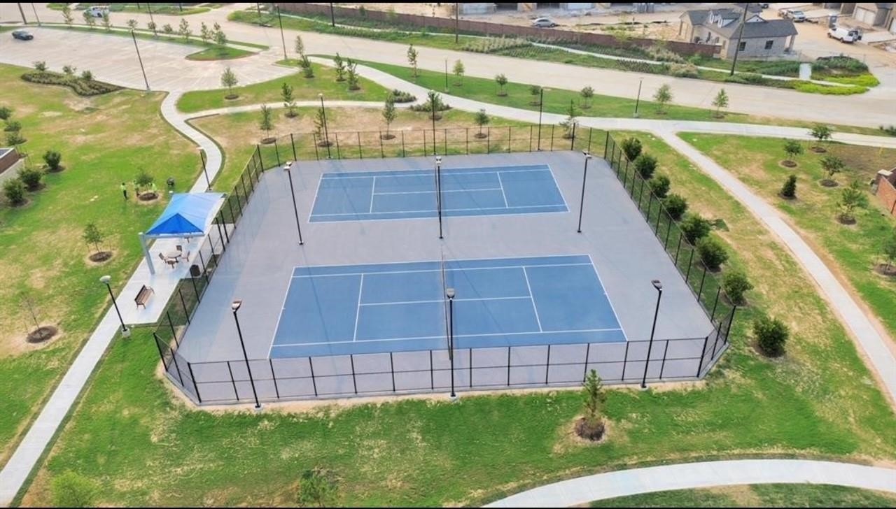 27310 Oceanus Springs Drive Property Photo 13