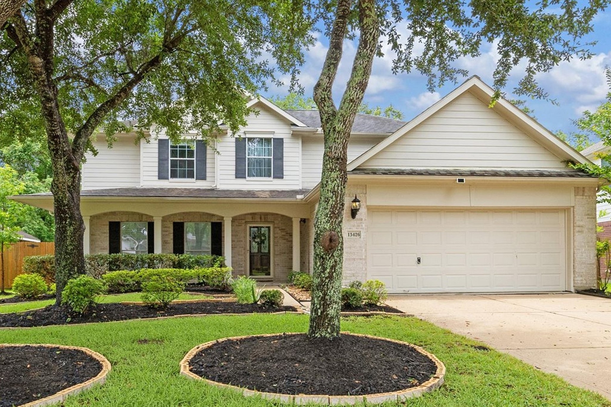 13426 Summer Villa Lane Property Photo 1