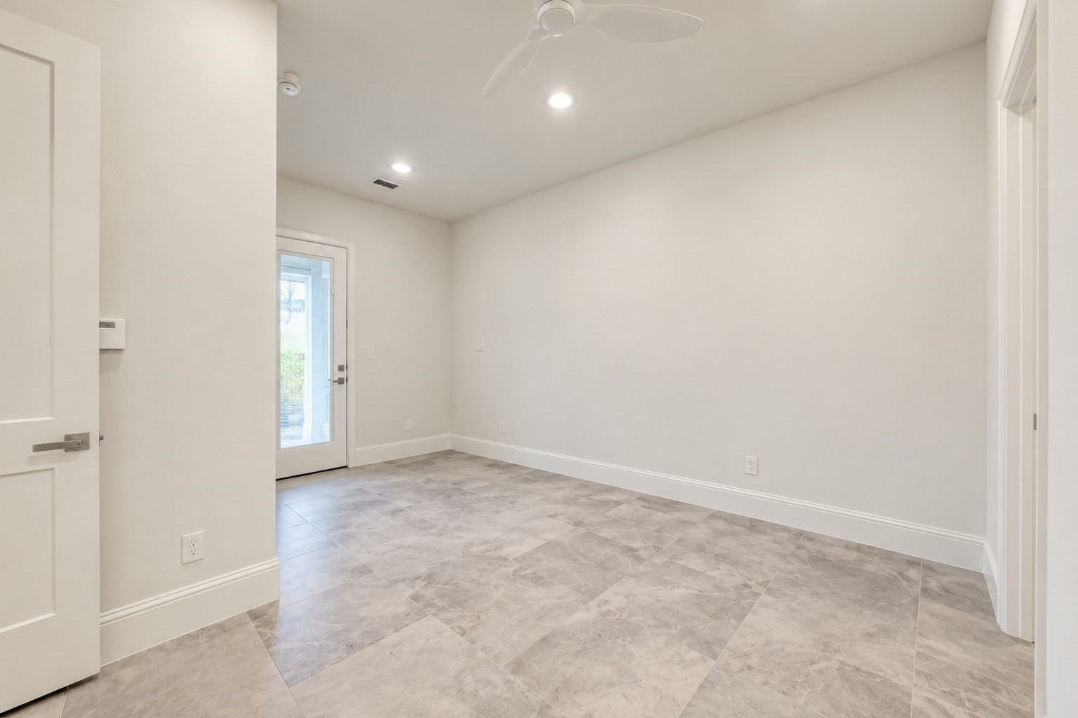 12935 Shady Grove Lane Property Photo 20