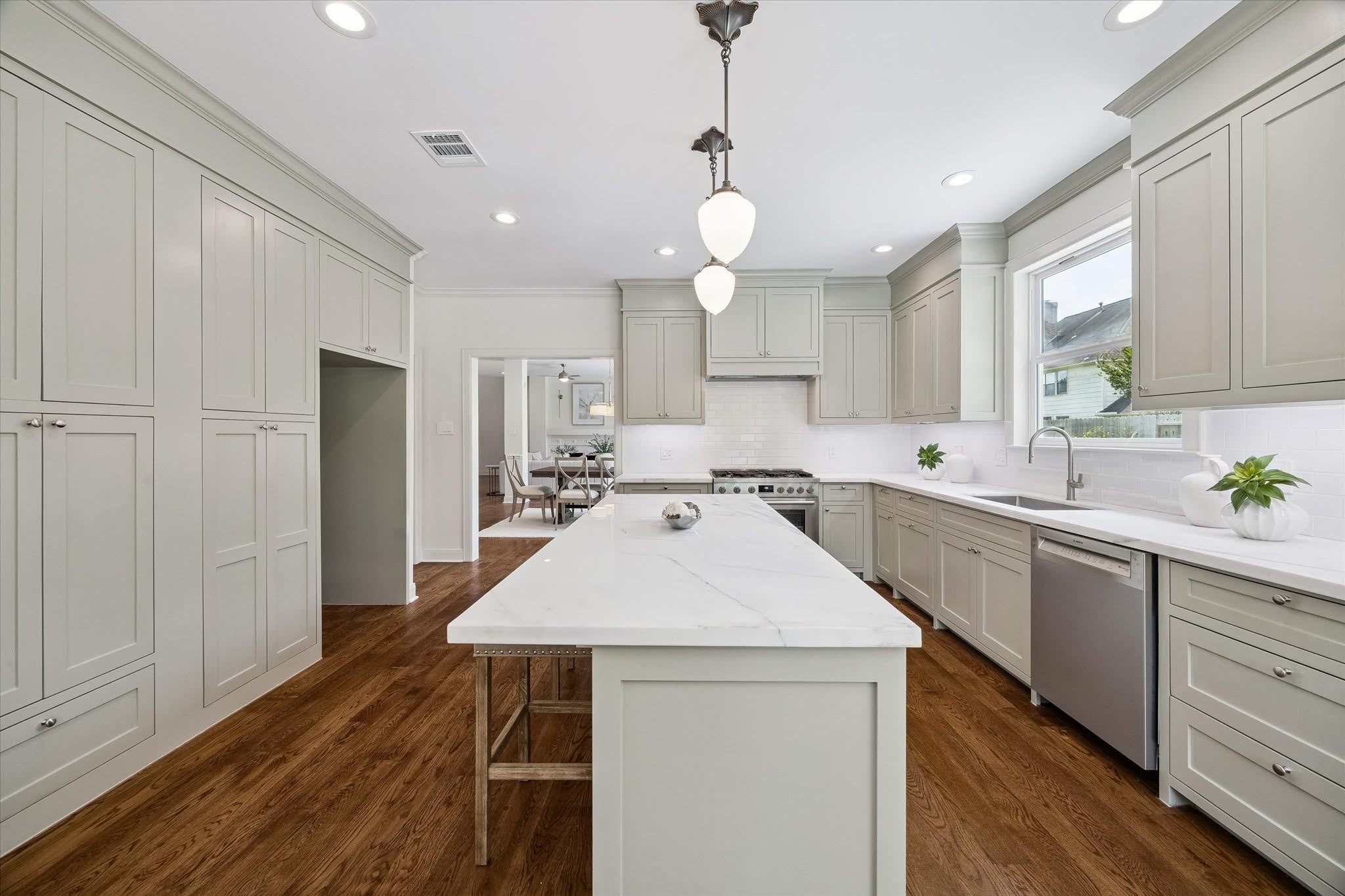 15911 Redwood Place Drive Property Photo 16