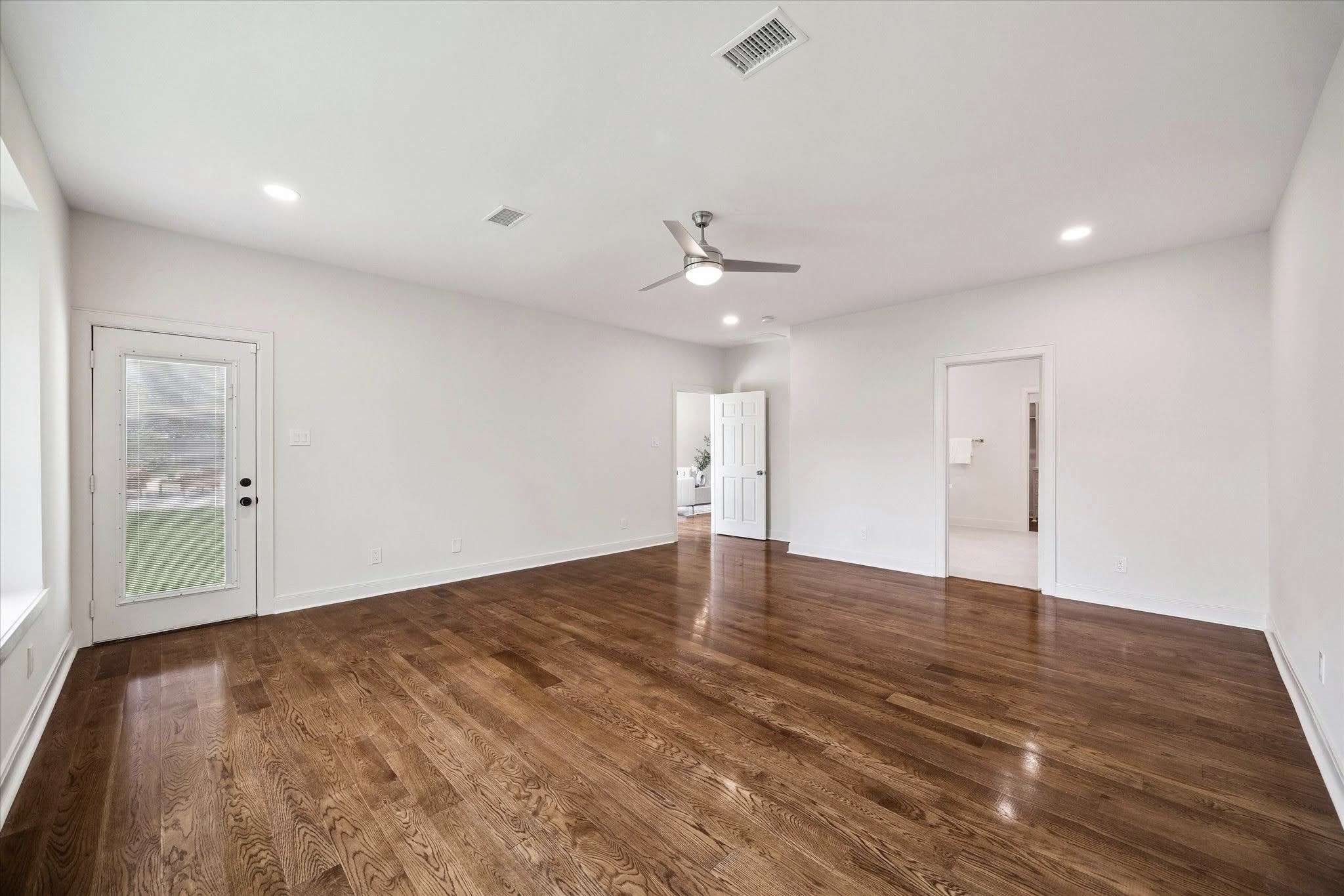 15911 Redwood Place Drive Property Photo 20