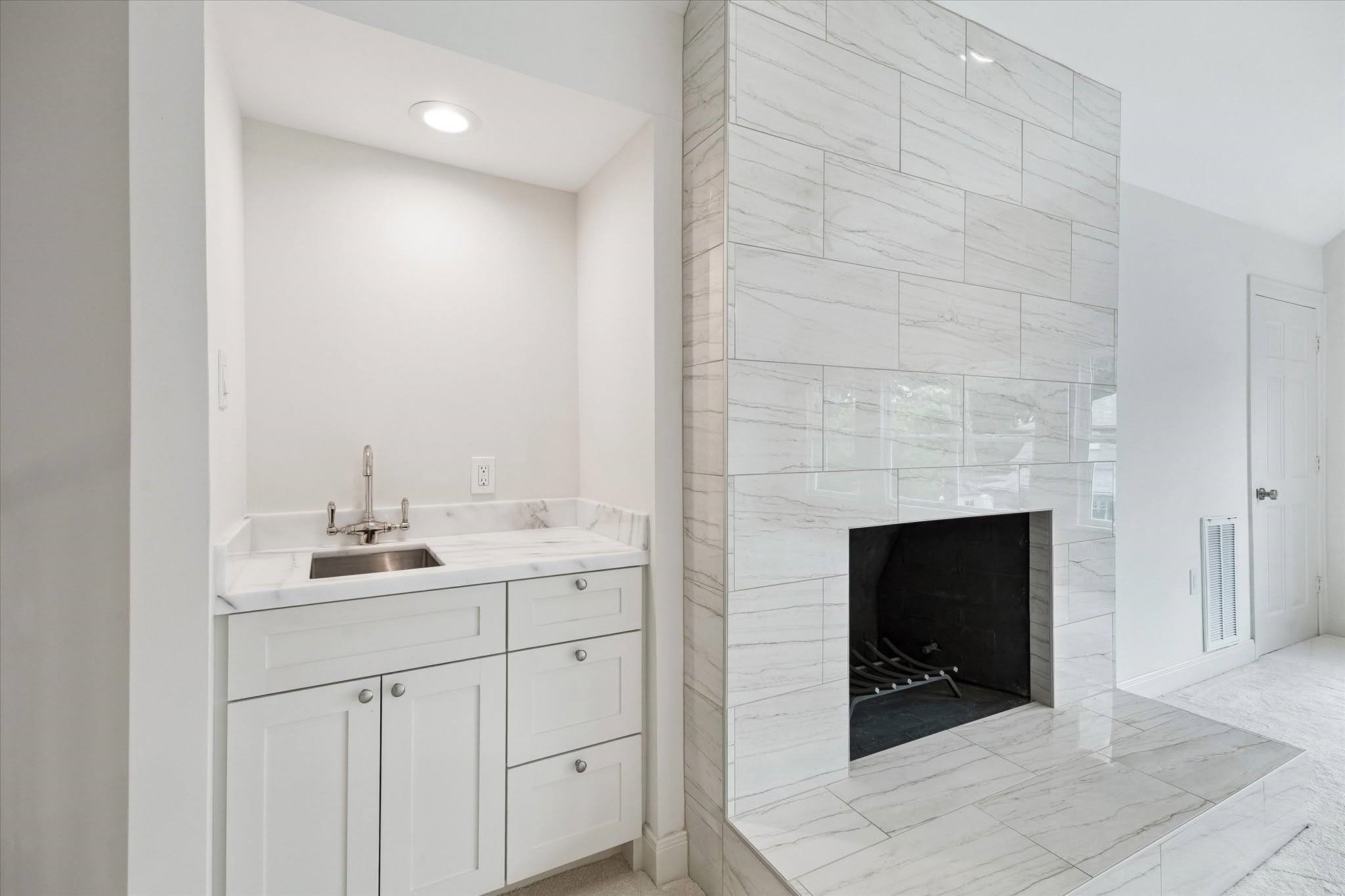 15911 Redwood Place Drive Property Photo 30
