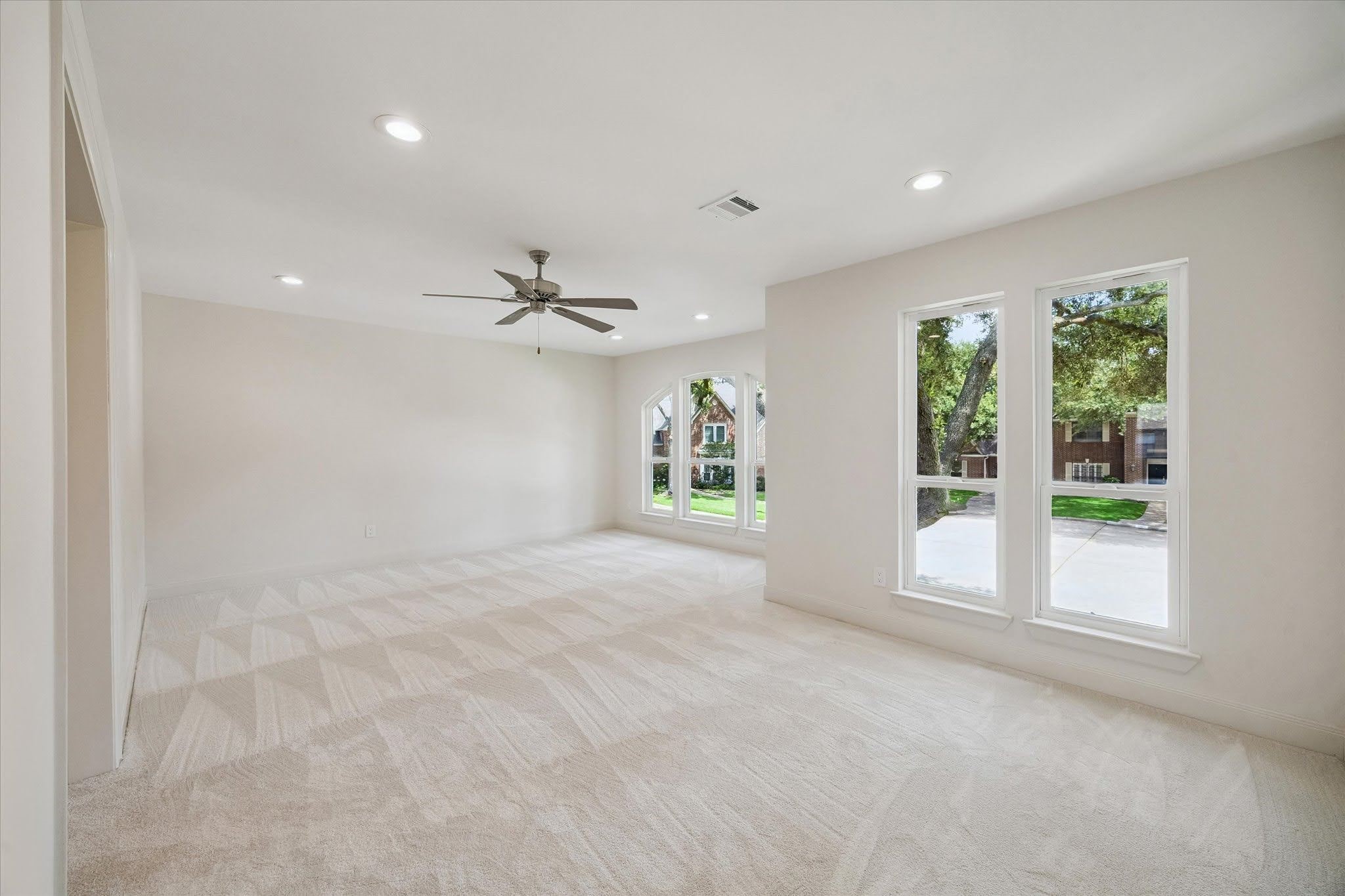 15911 Redwood Place Drive Property Photo 32