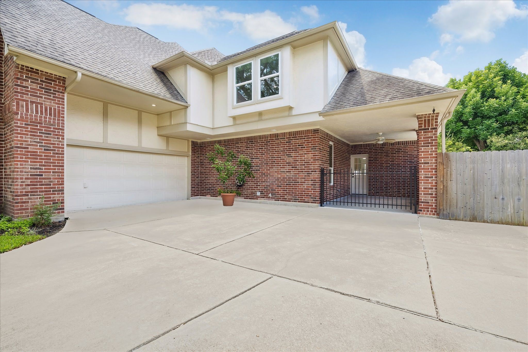 15911 Redwood Place Drive Property Photo 38
