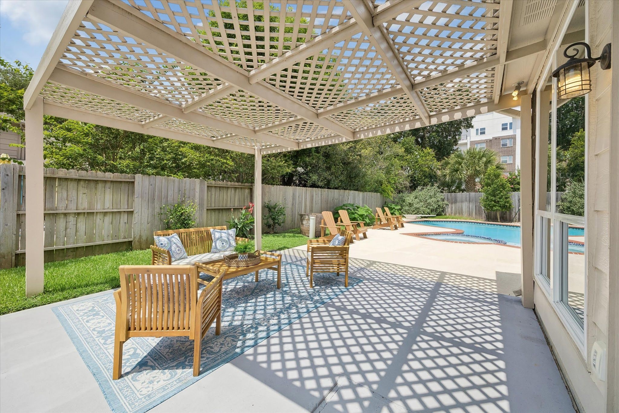 15911 Redwood Place Drive Property Photo 40