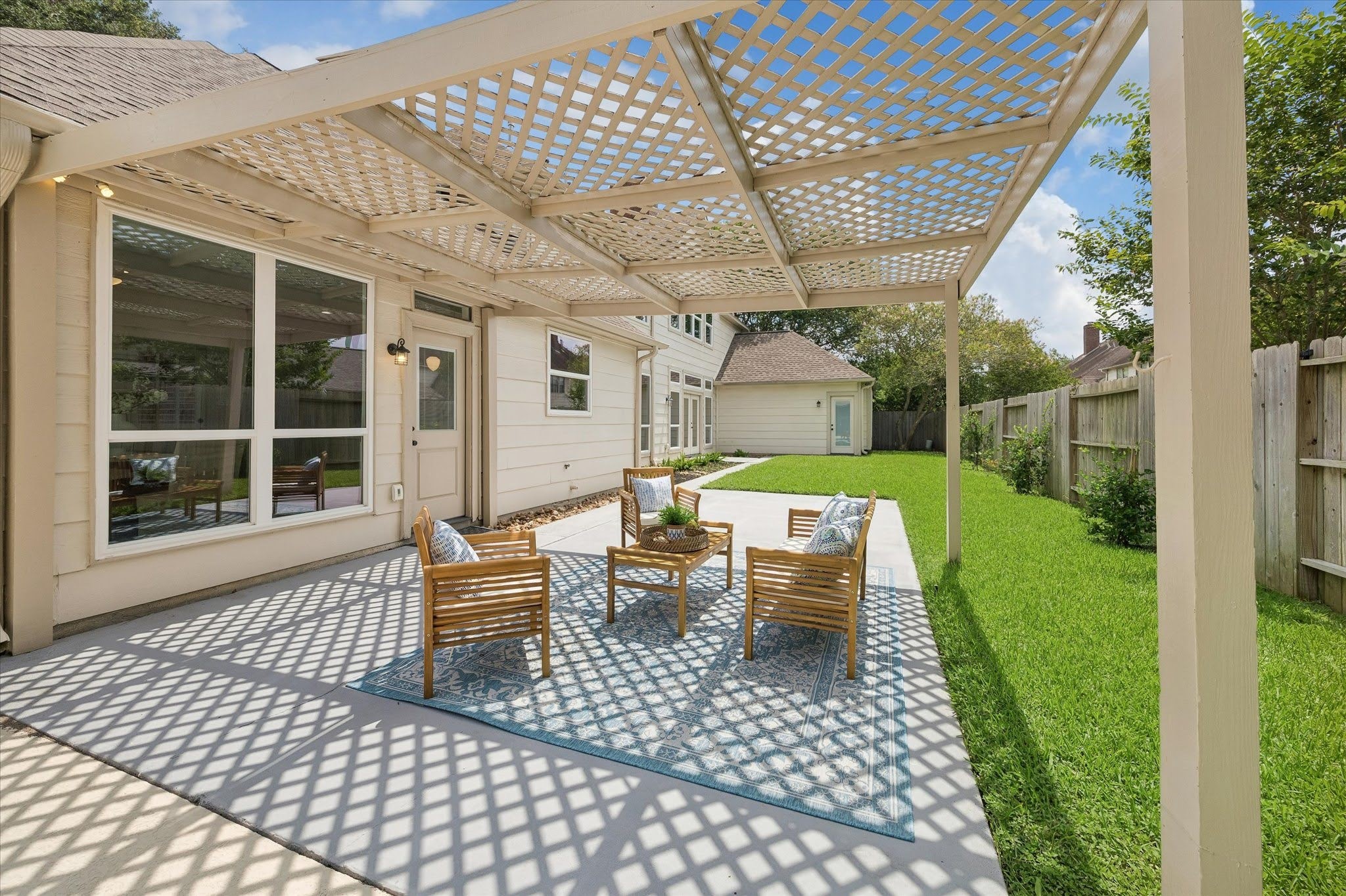 15911 Redwood Place Drive Property Photo 41
