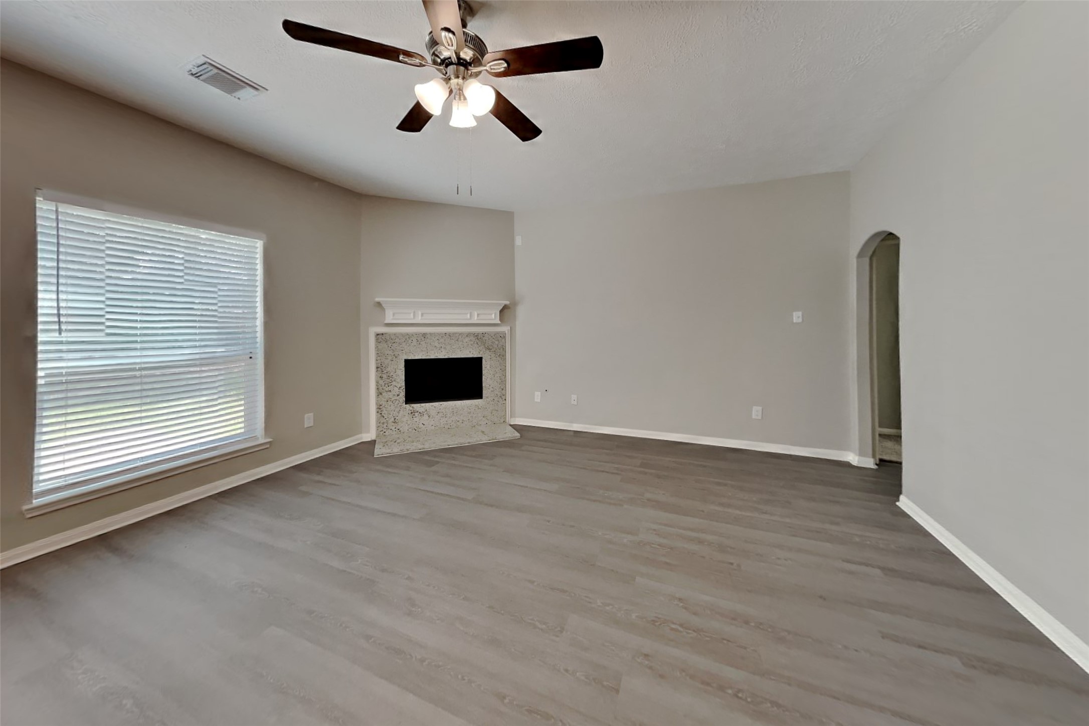 2610 Hilldale Park Lane Property Photo 2