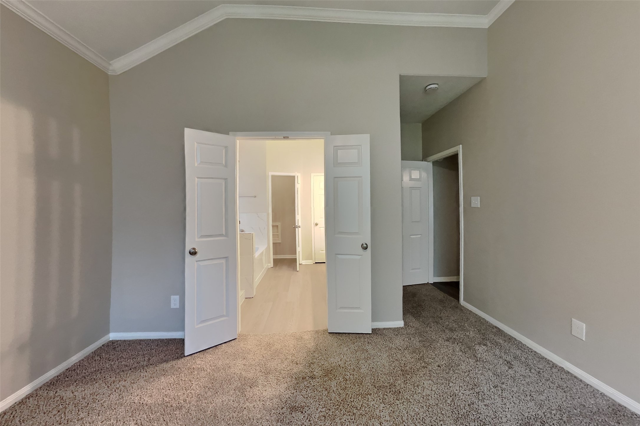 2610 Hilldale Park Lane Property Photo 5