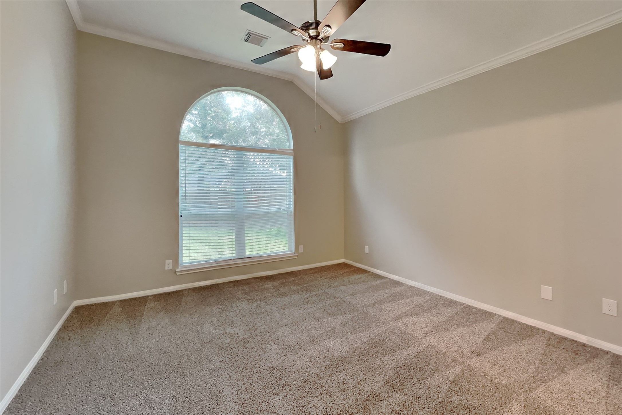 2610 Hilldale Park Lane Property Photo 6