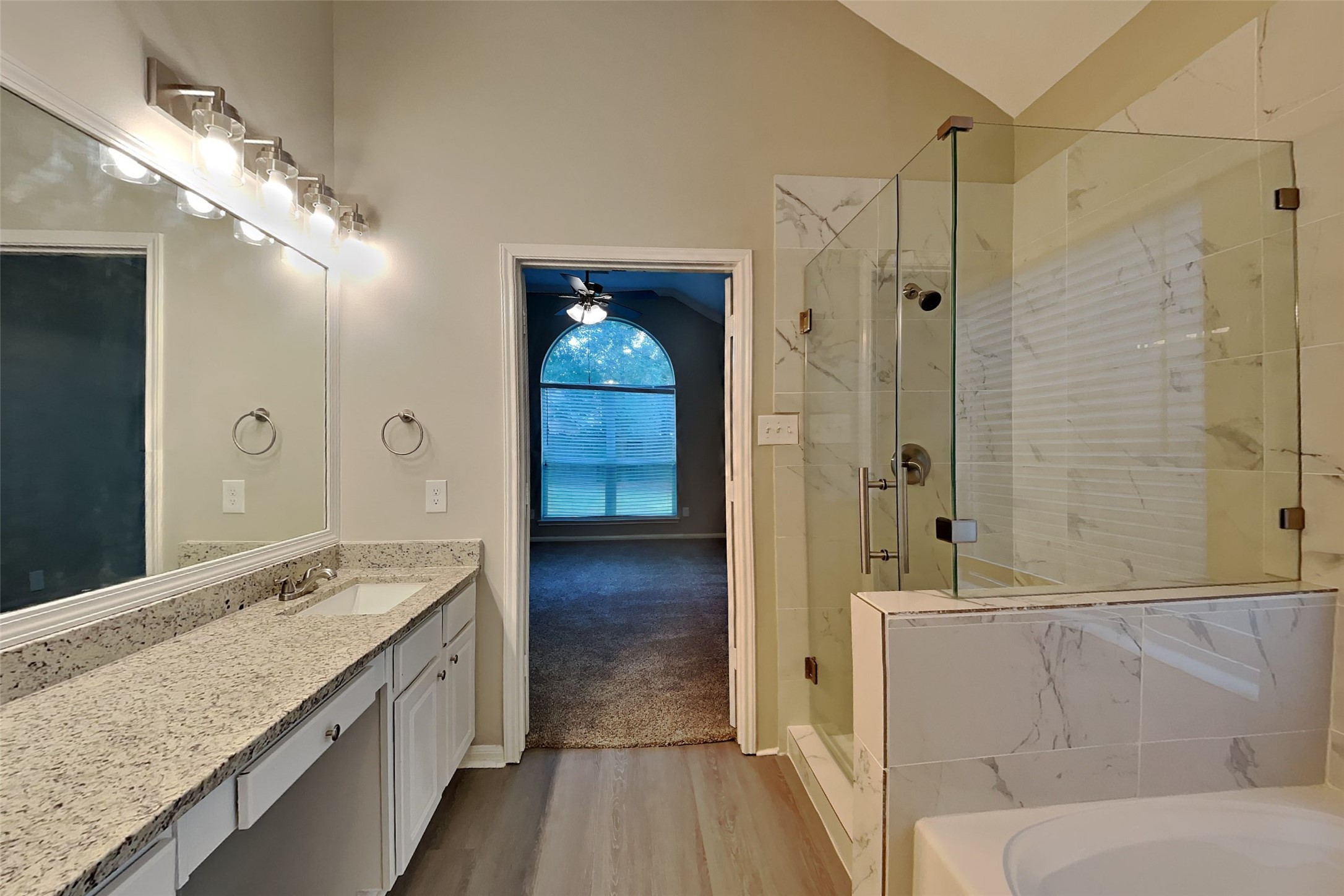 2610 Hilldale Park Lane Property Photo 8
