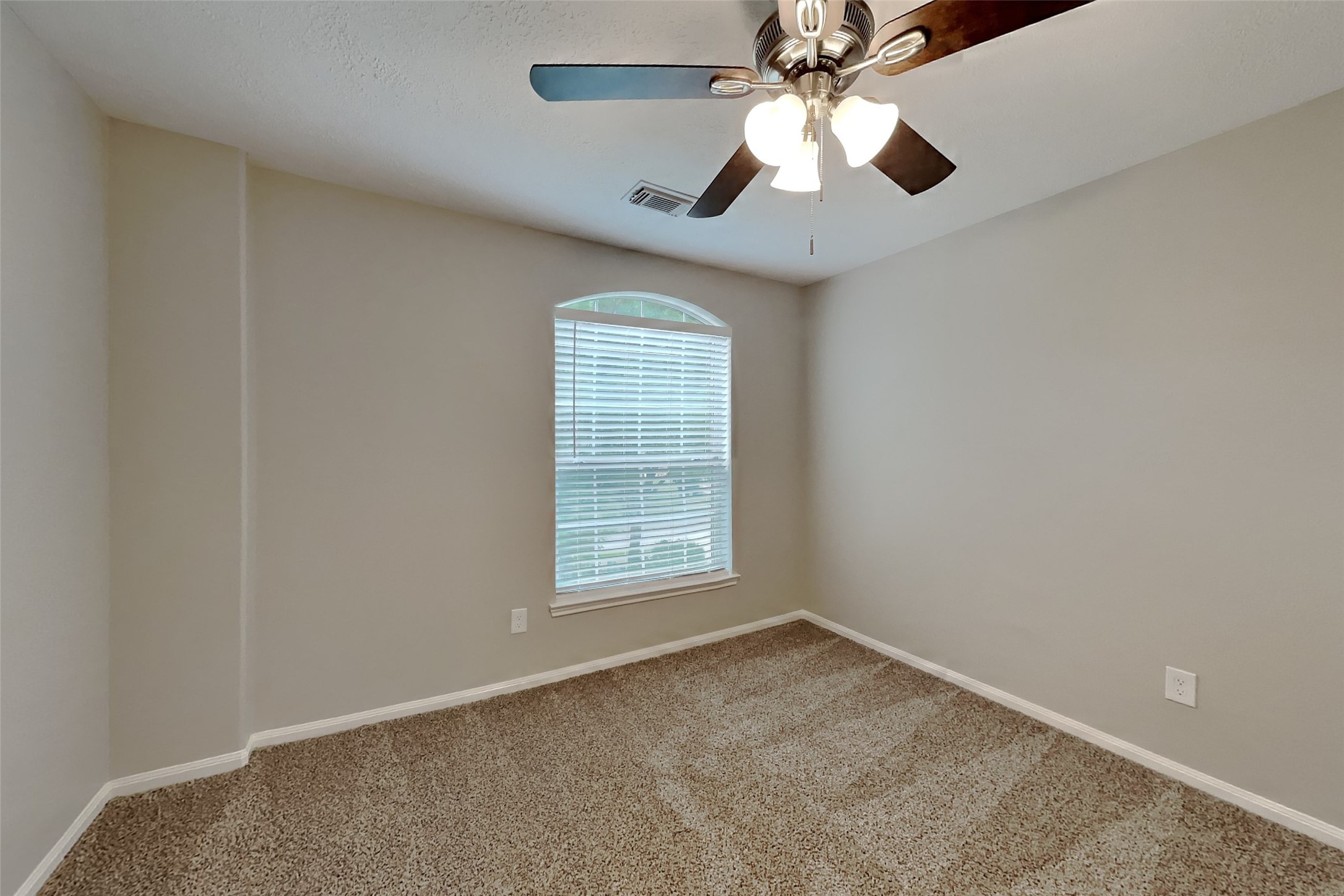 2610 Hilldale Park Lane Property Photo 11