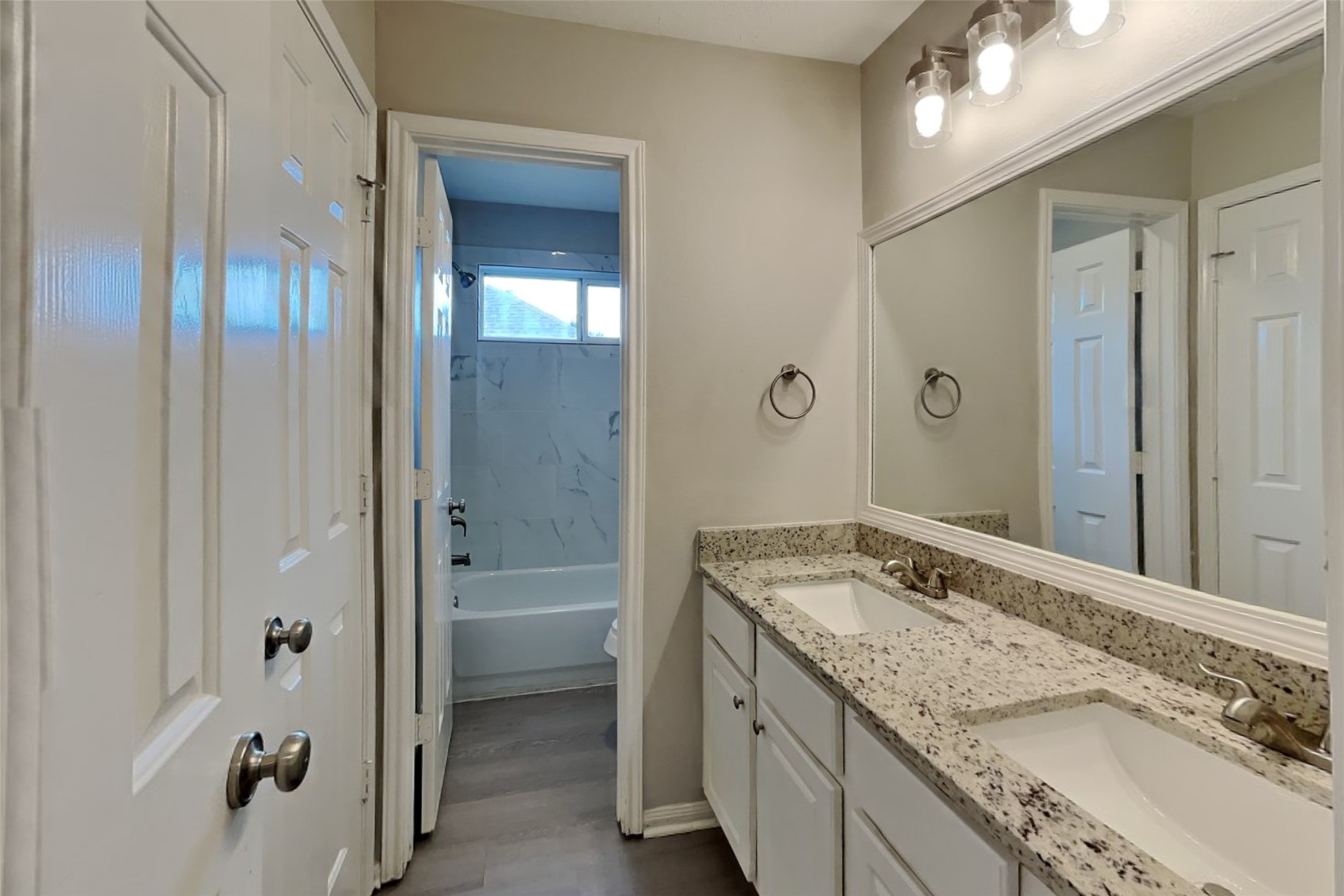 2610 Hilldale Park Lane Property Photo 14