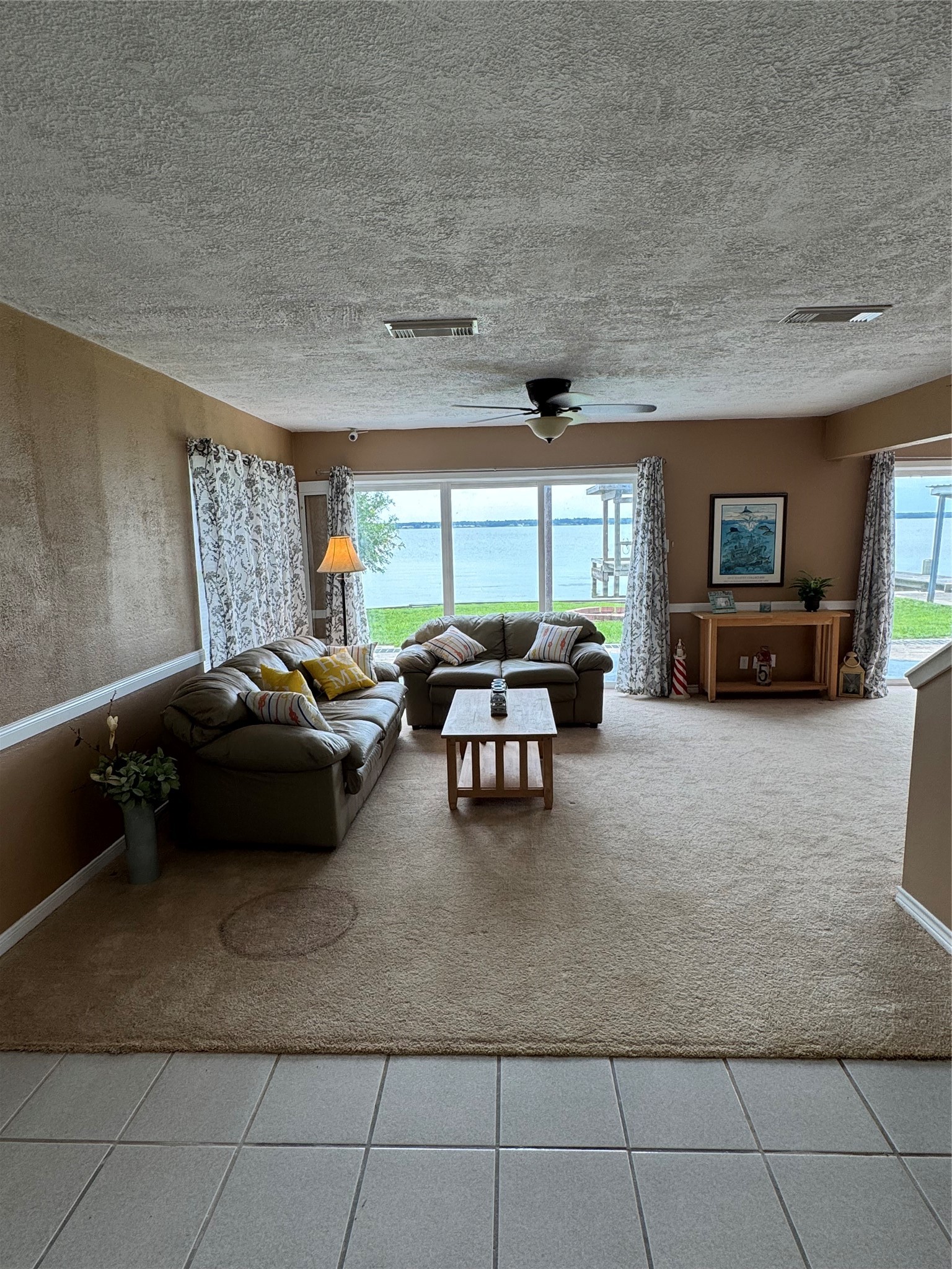 398 Lakeshore S Property Photo 47