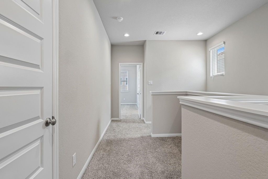 9808 Falling Fern Lane Property Photo 11