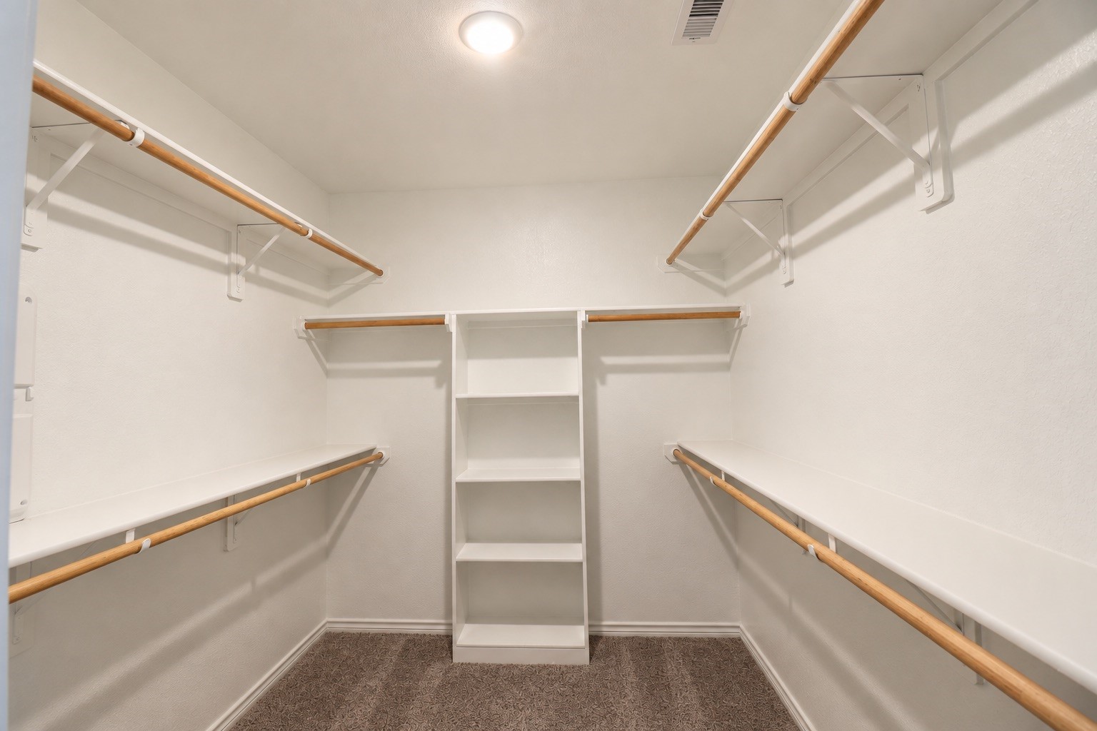 1008 Fannin Street Property Photo 17