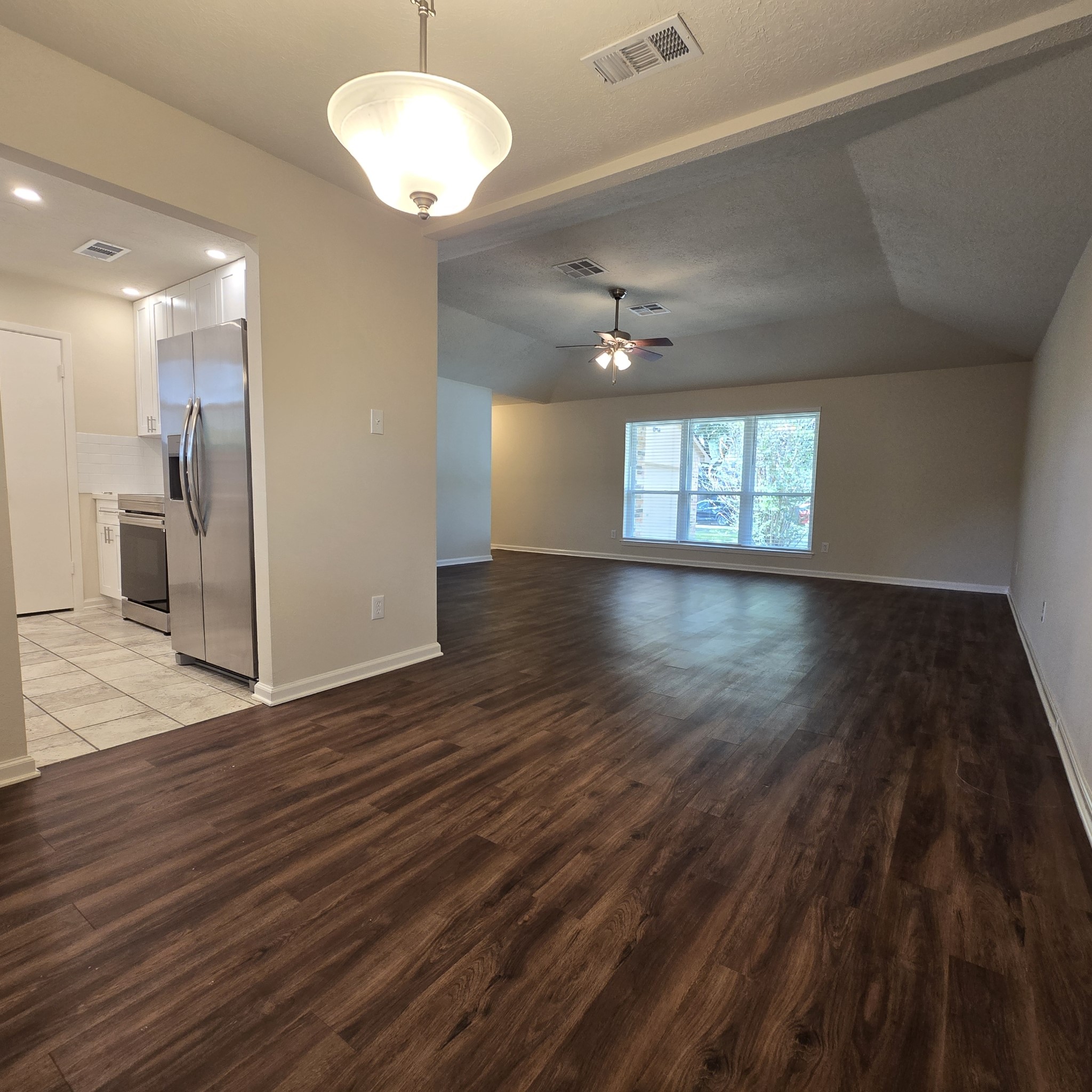 7222 Ridgeberry Drive Property Photo 2