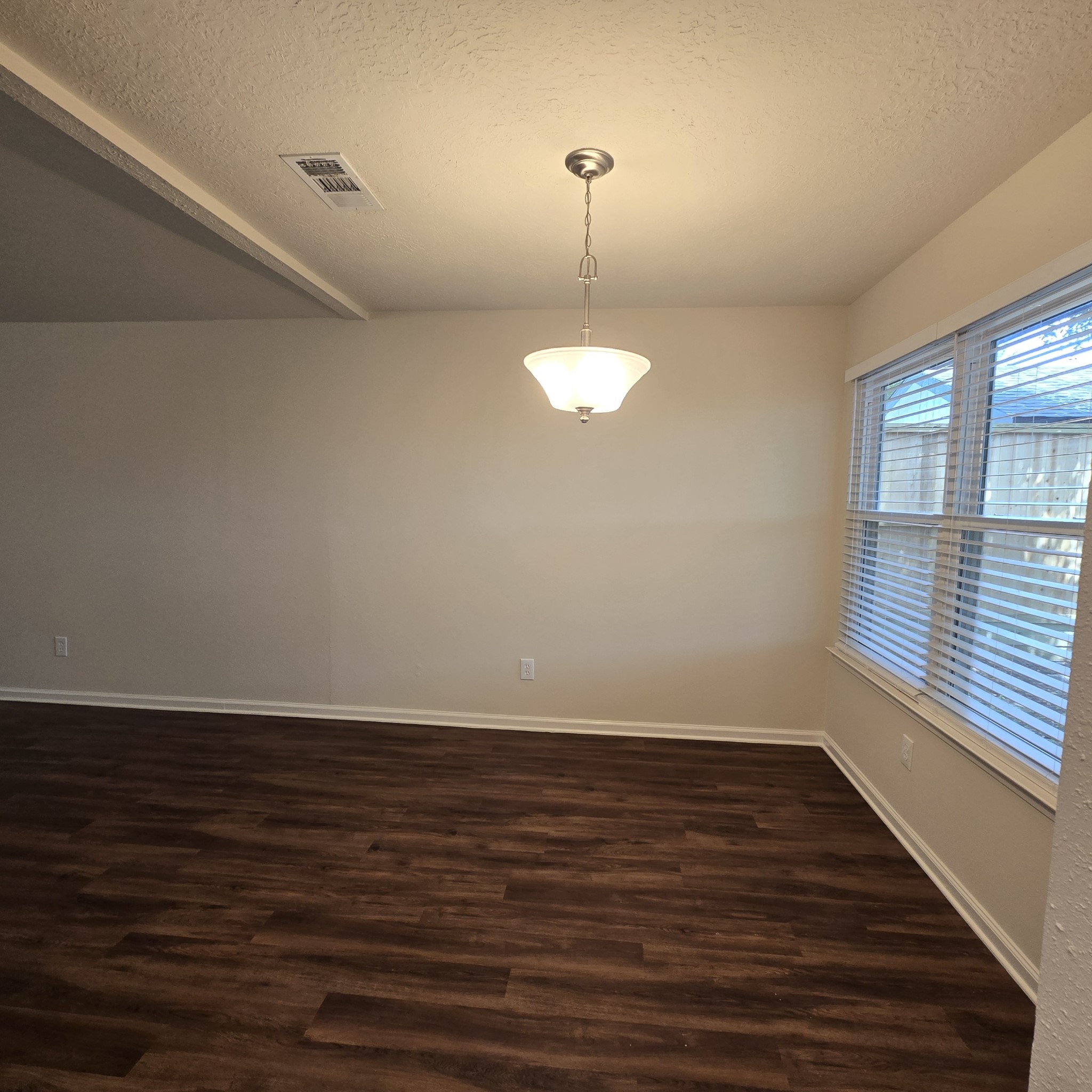 7222 Ridgeberry Drive Property Photo 3