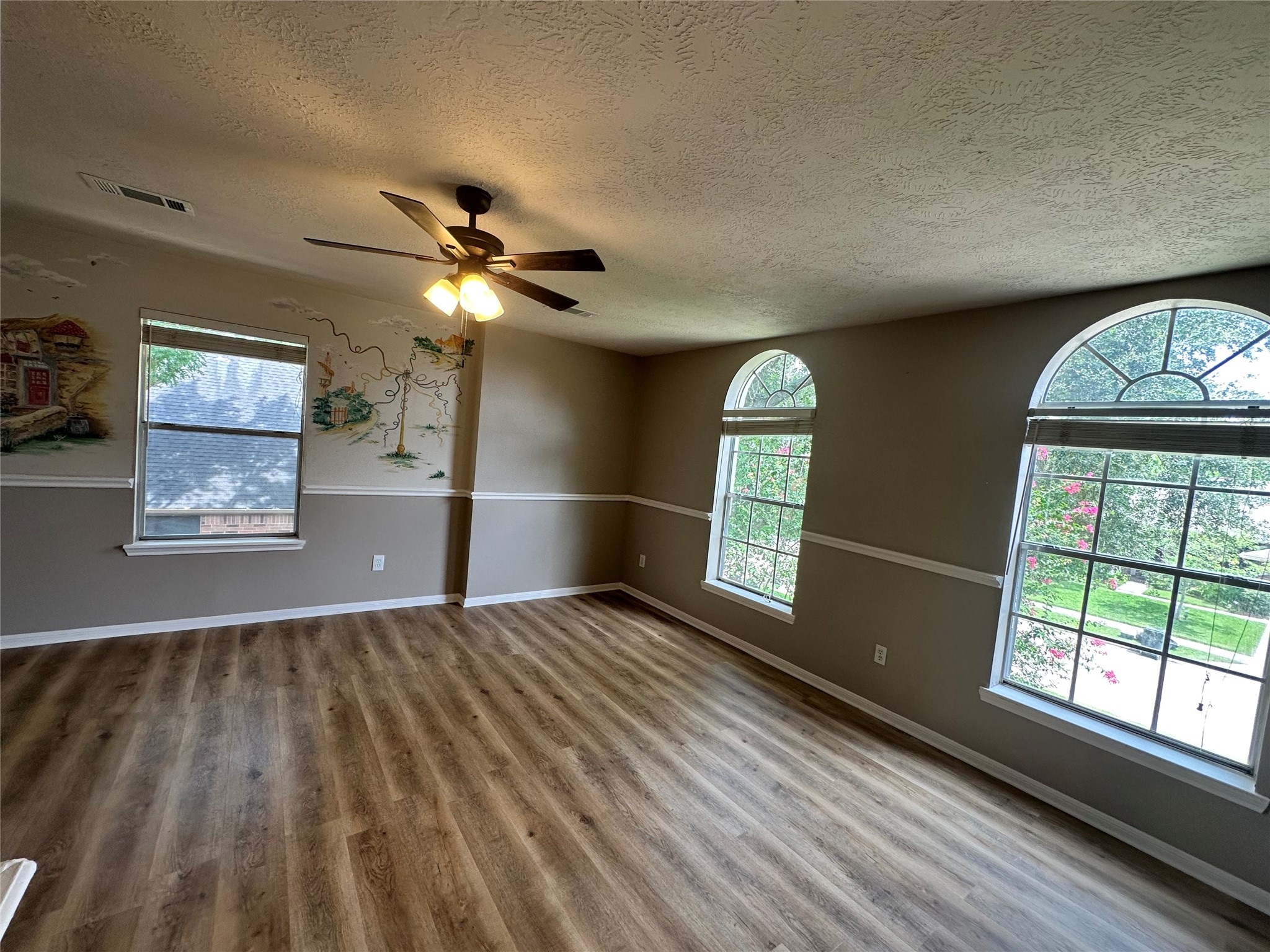 13315 Denver Oaks Drive Property Photo 5