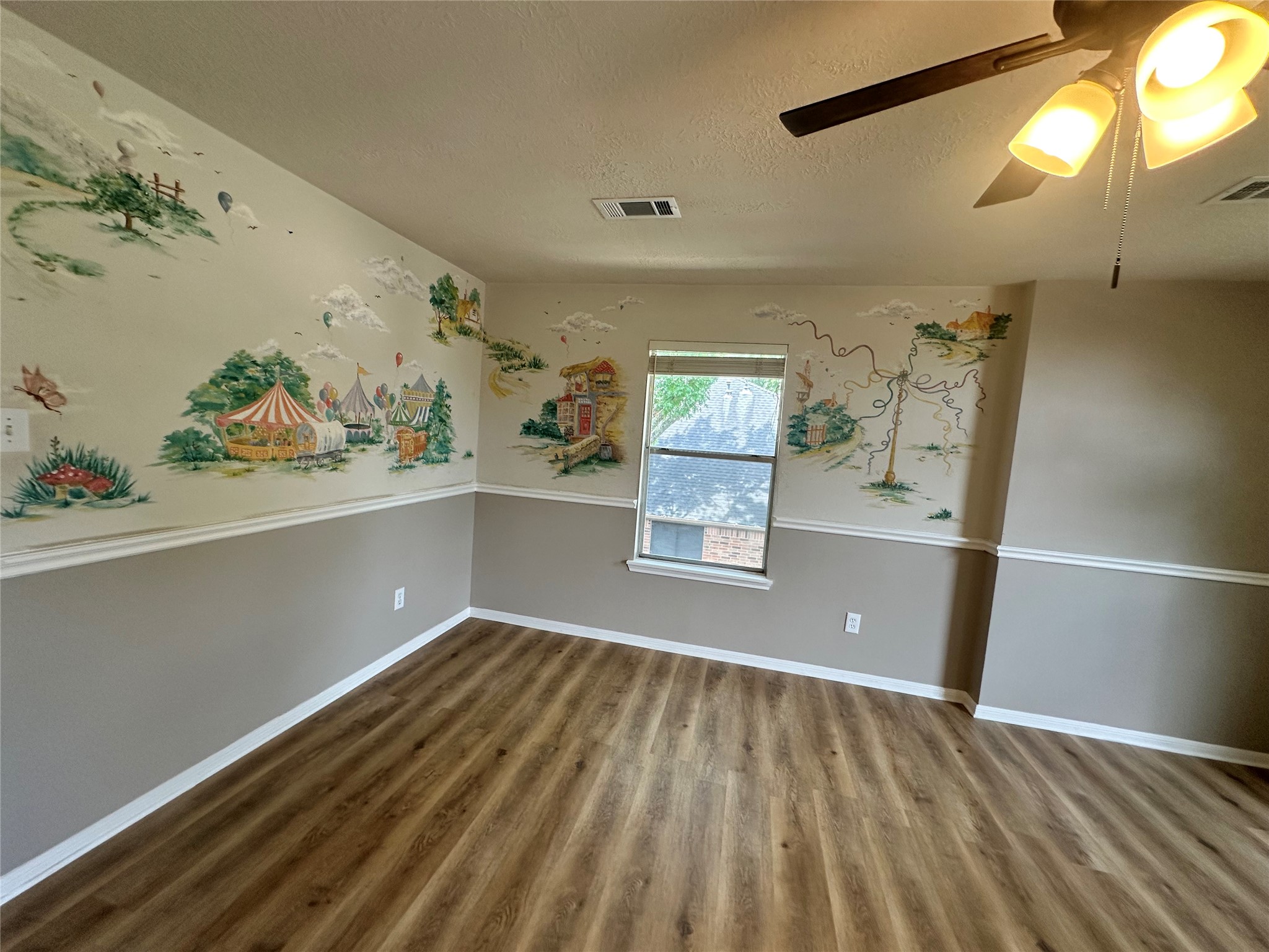 13315 Denver Oaks Drive Property Photo 6