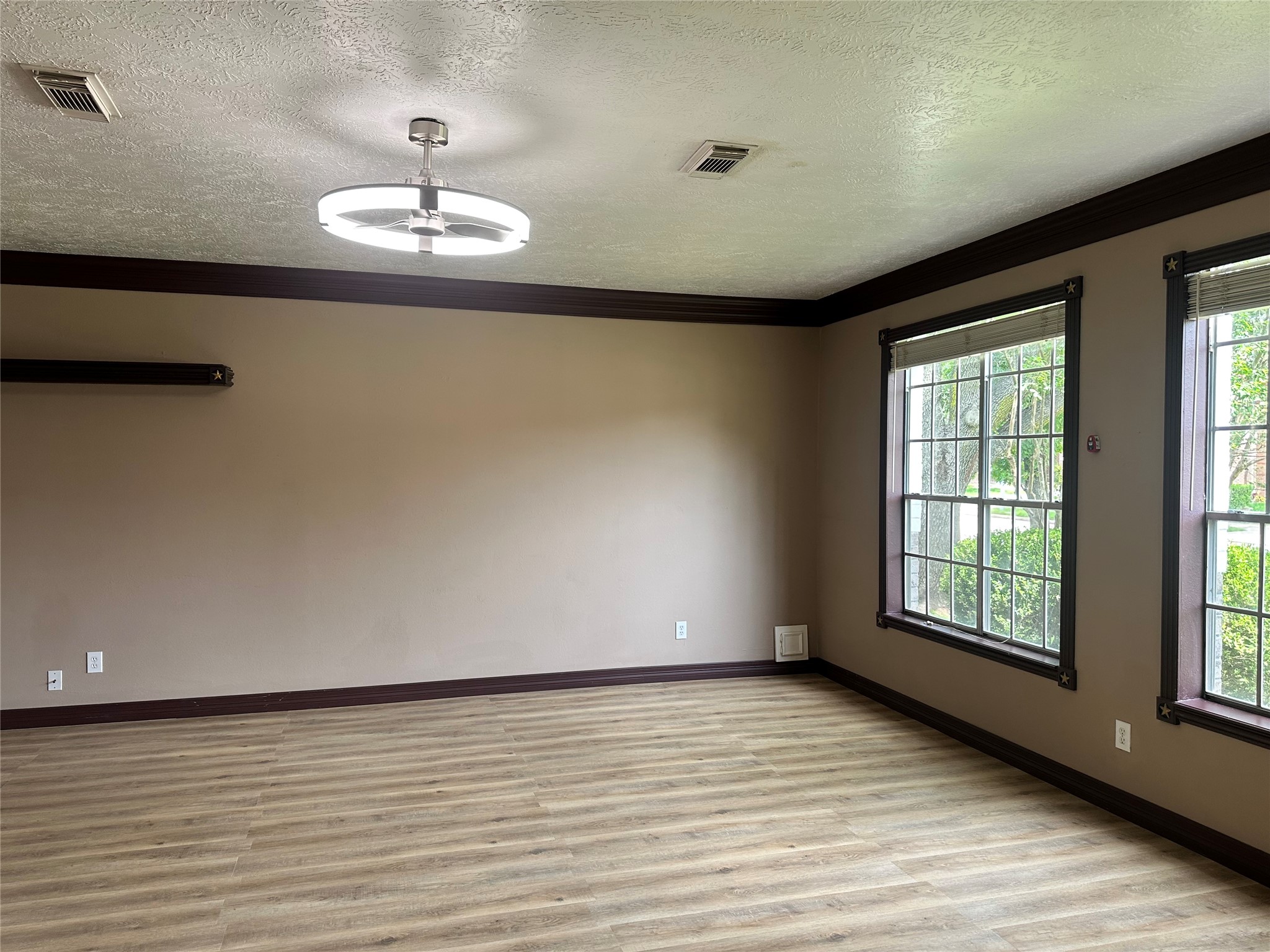 13315 Denver Oaks Drive Property Photo 13