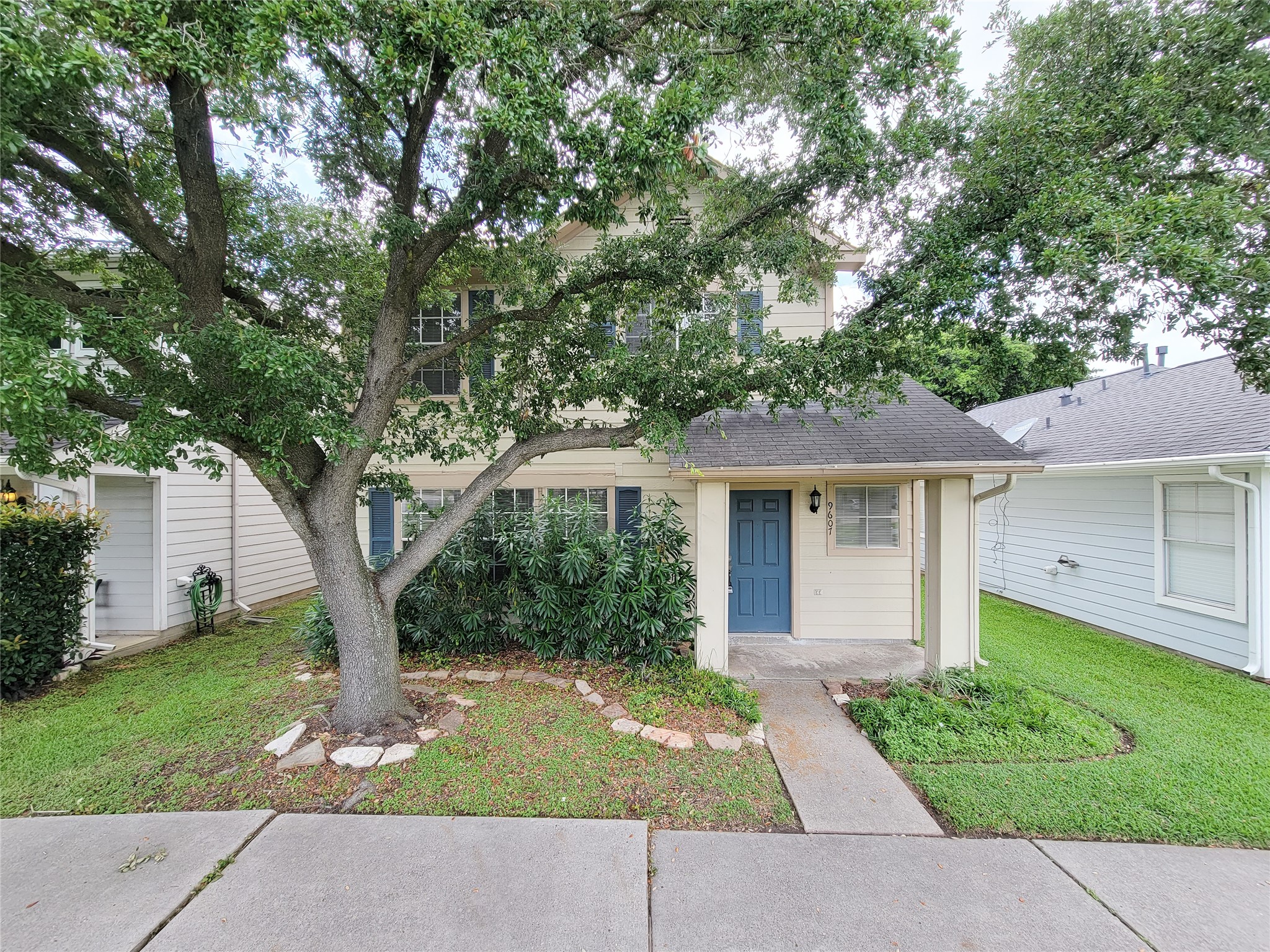9607 Farrell Drive Property Photo 1