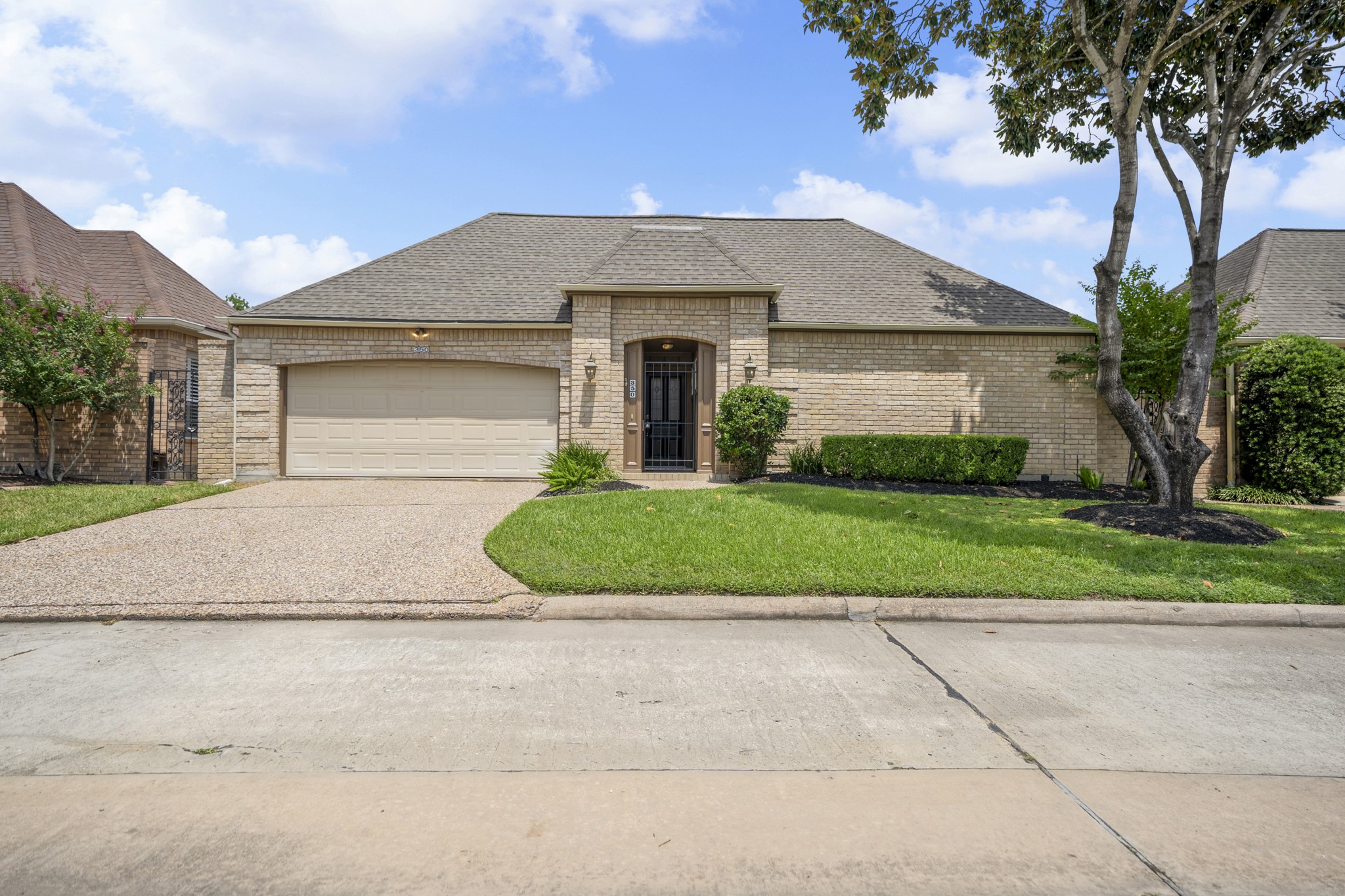 350 Champions Colony III Property Photo 1