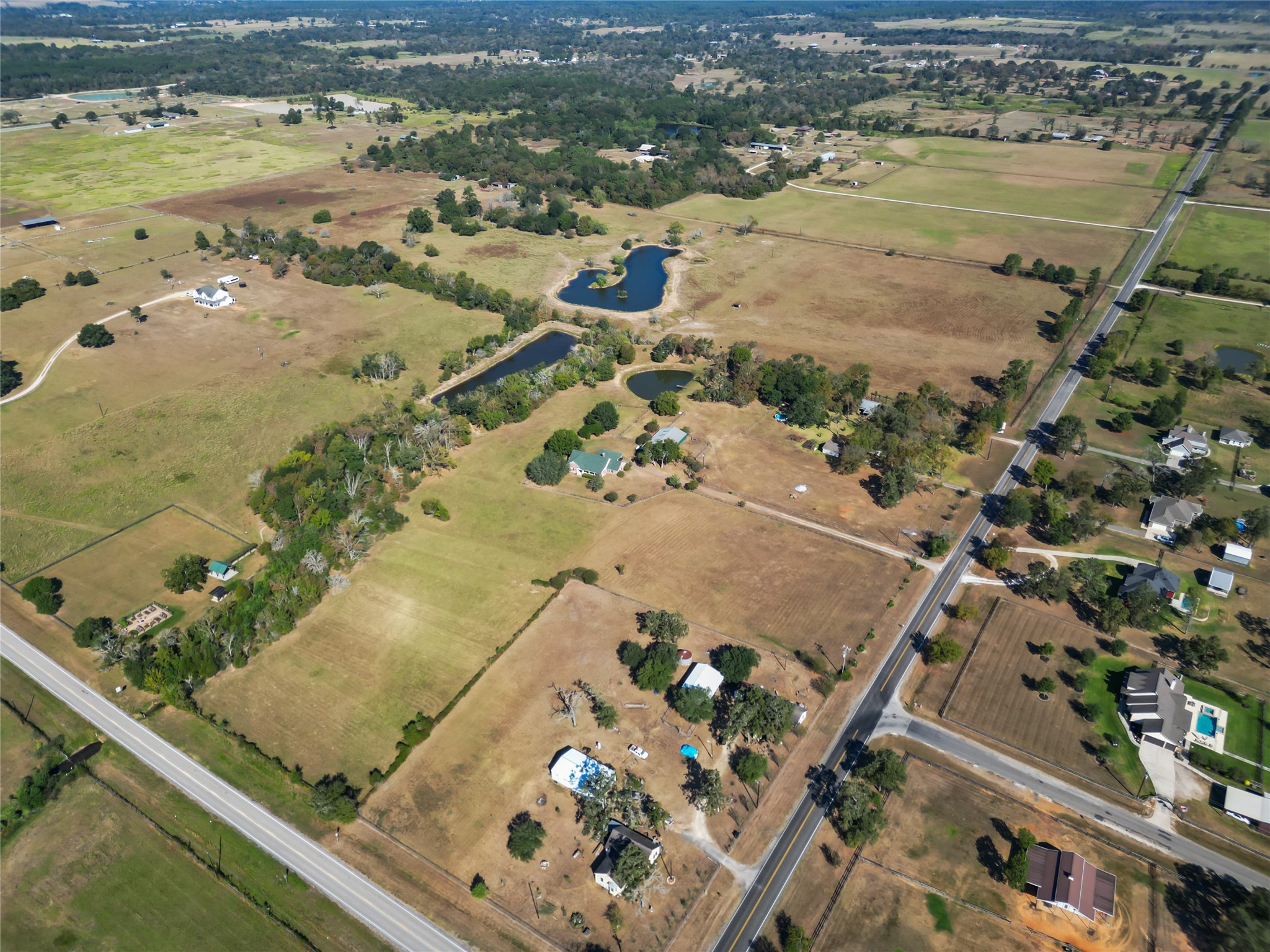 28109 Waller Gladish Rd Property Photo 13