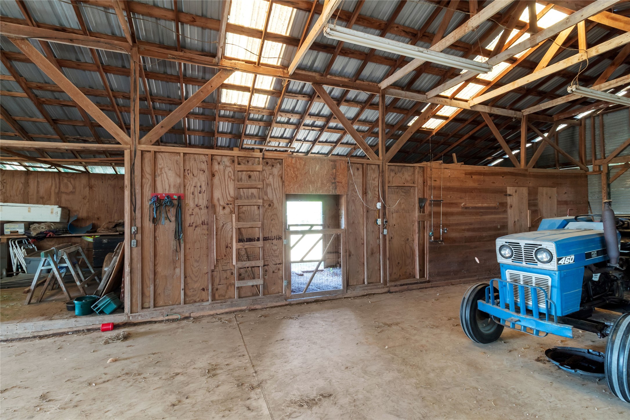 28109 Waller Gladish Rd Property Photo 44