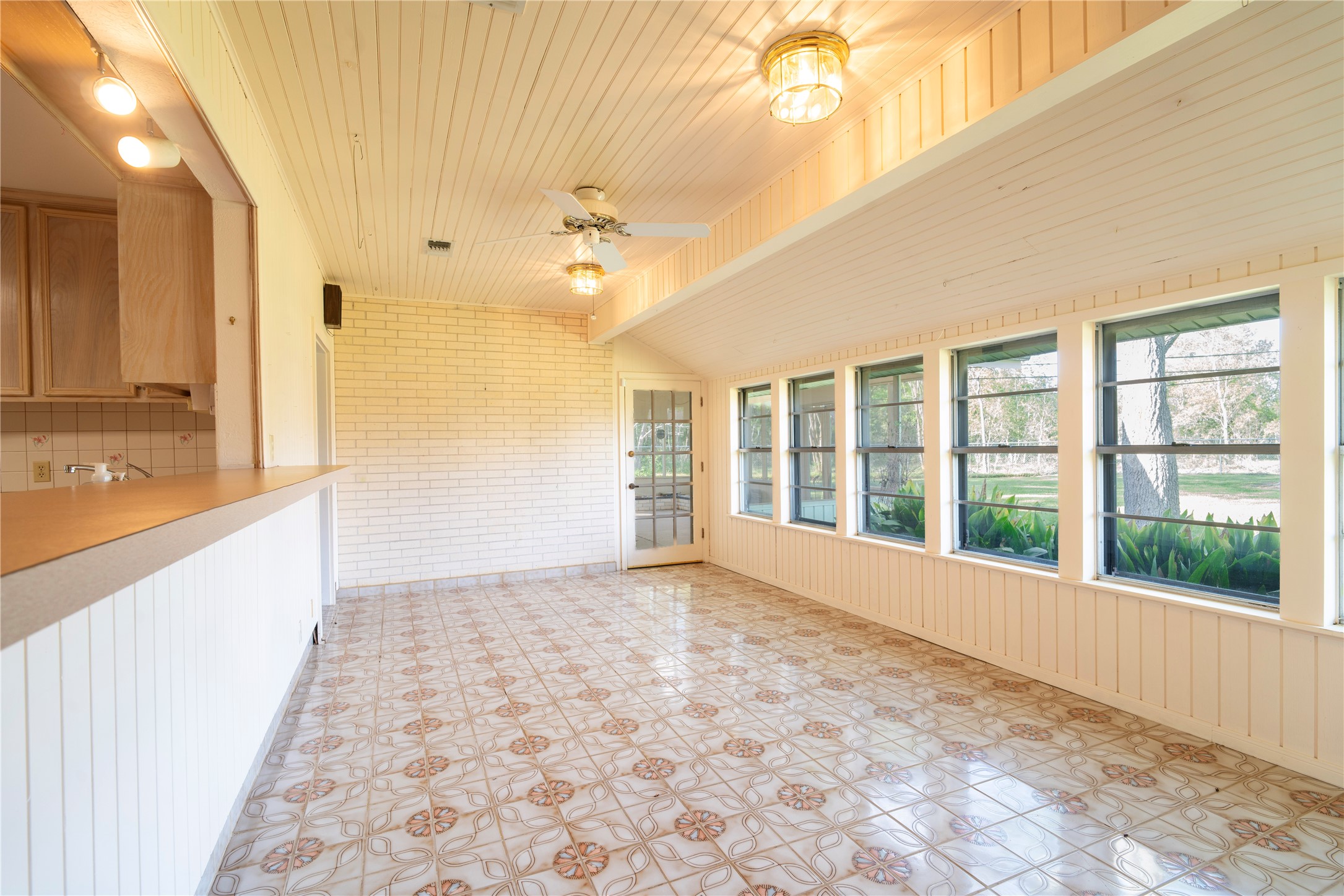 1716 Tara Circle Property Photo 13