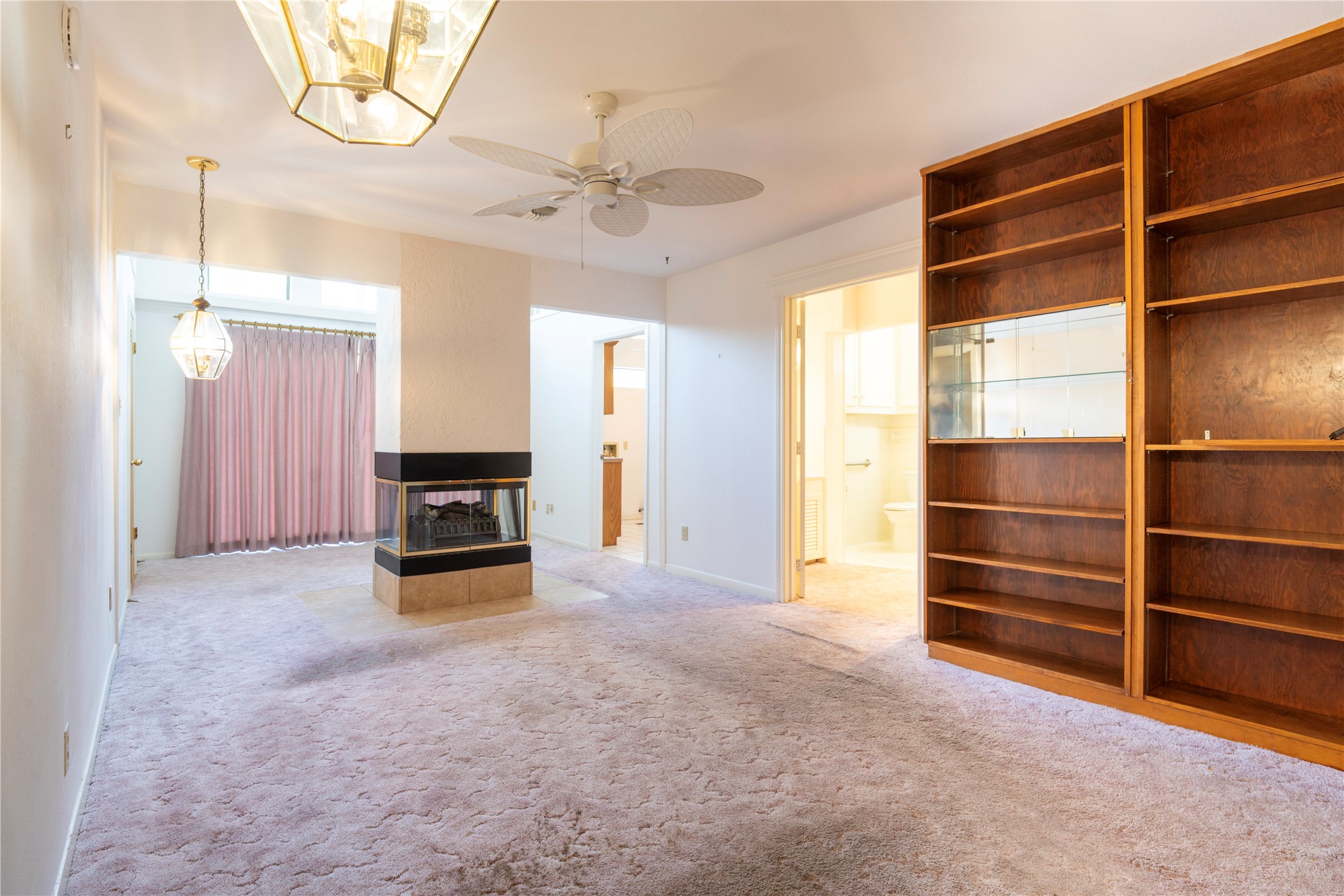 1716 Tara Circle Property Photo 15