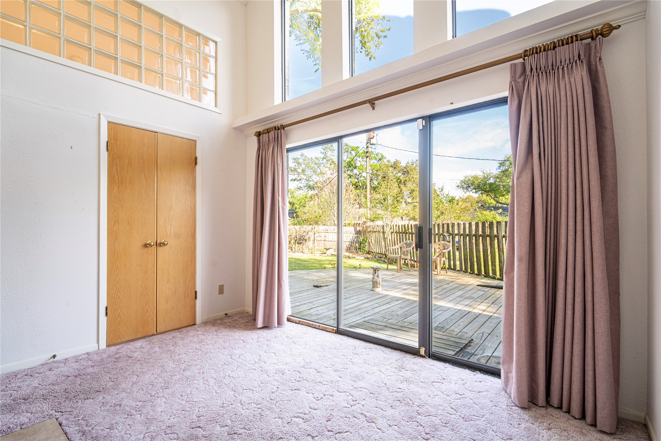 1716 Tara Circle Property Photo 21