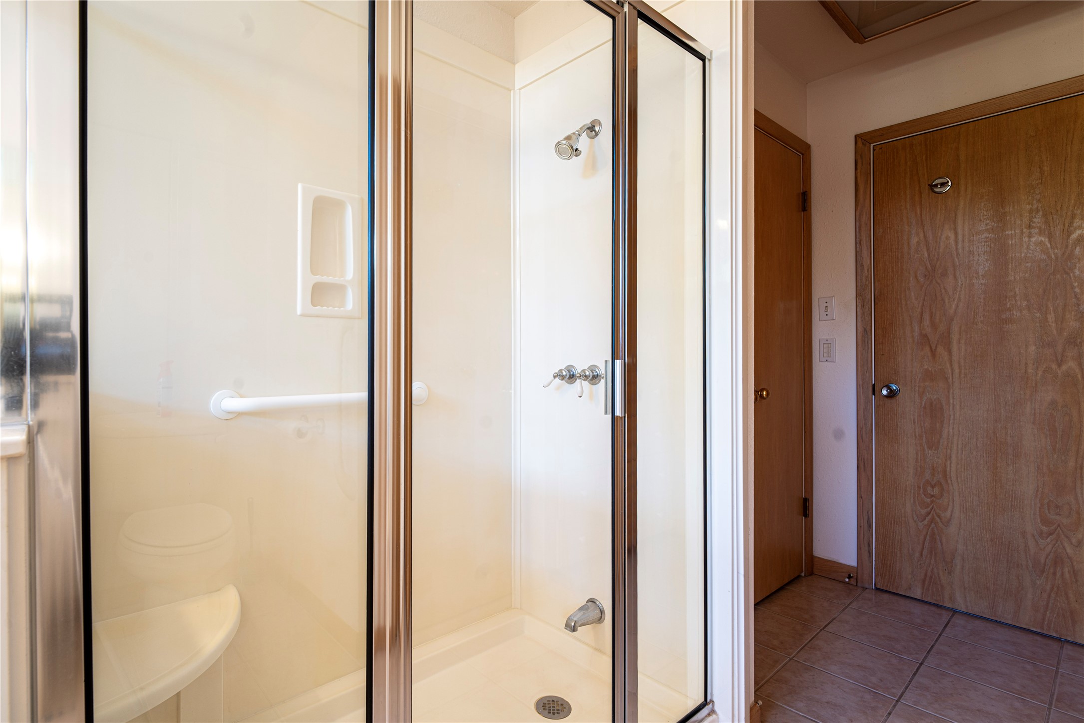 1716 Tara Circle Property Photo 23