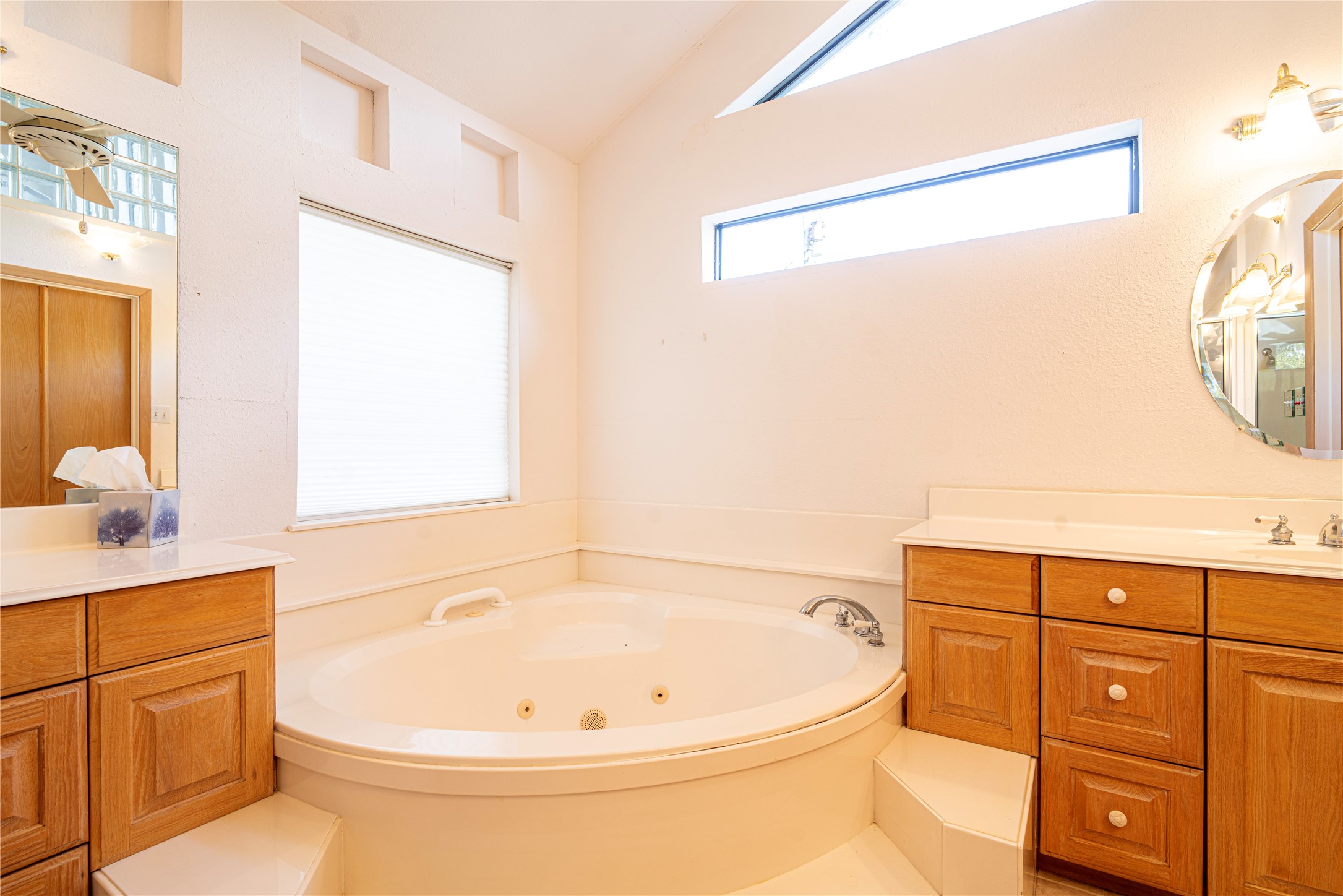 1716 Tara Circle Property Photo 25