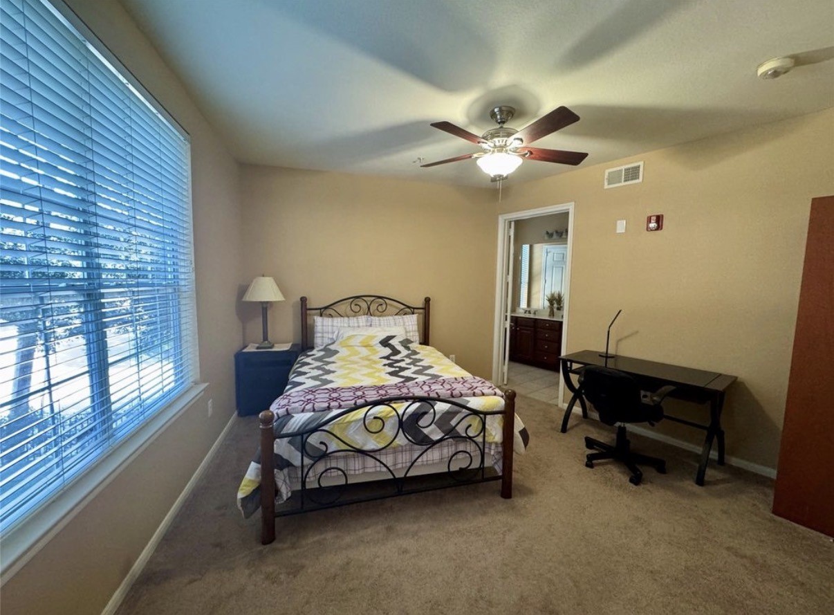 7575 Kirby Drive 1113 Property Photo 10