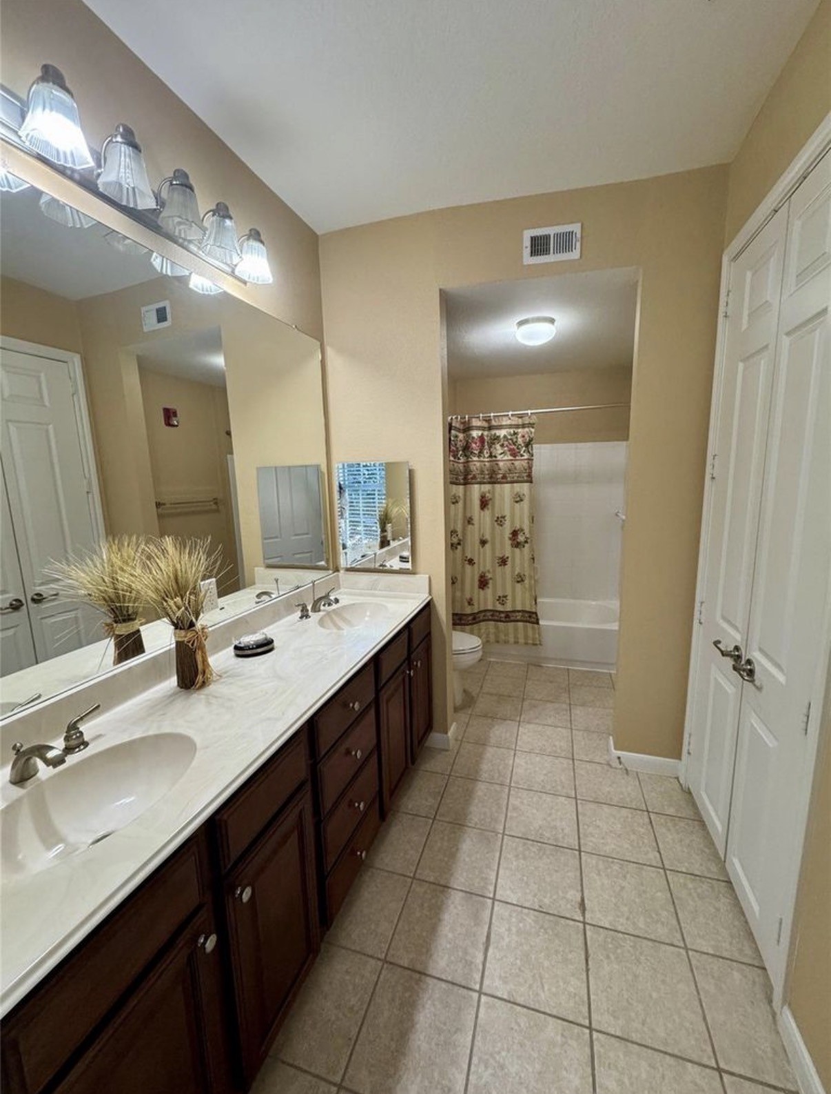 7575 Kirby Drive 1113 Property Photo 15