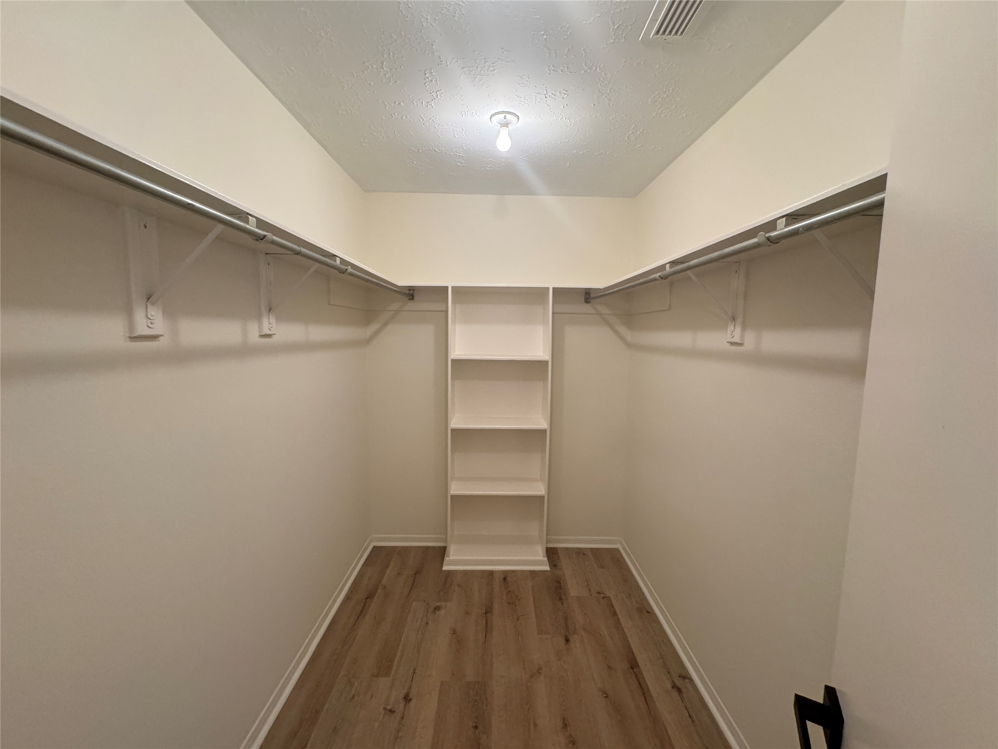 12827 Waybridge Street Property Photo 12