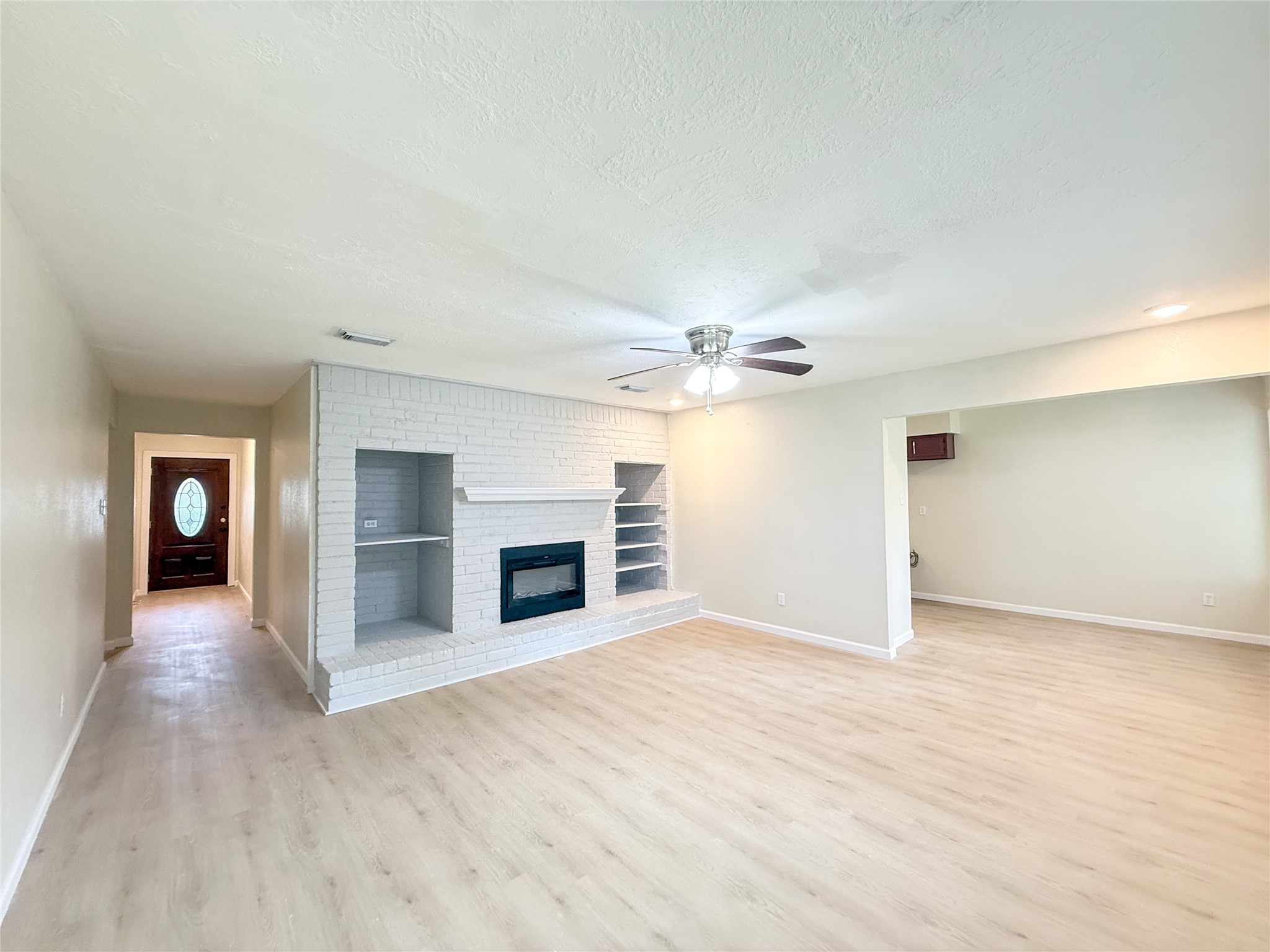 4251 Rosegate Drive Property Photo 2
